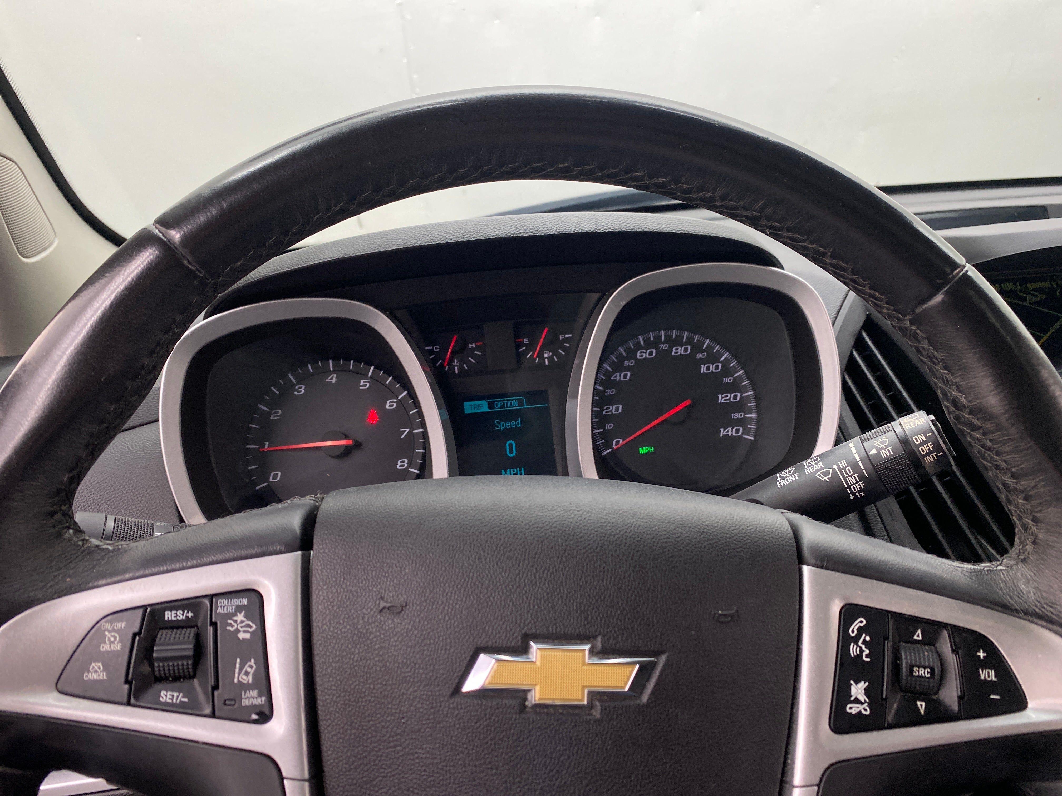 Thumbnail: 2017 Chevrolet Equinox - 4