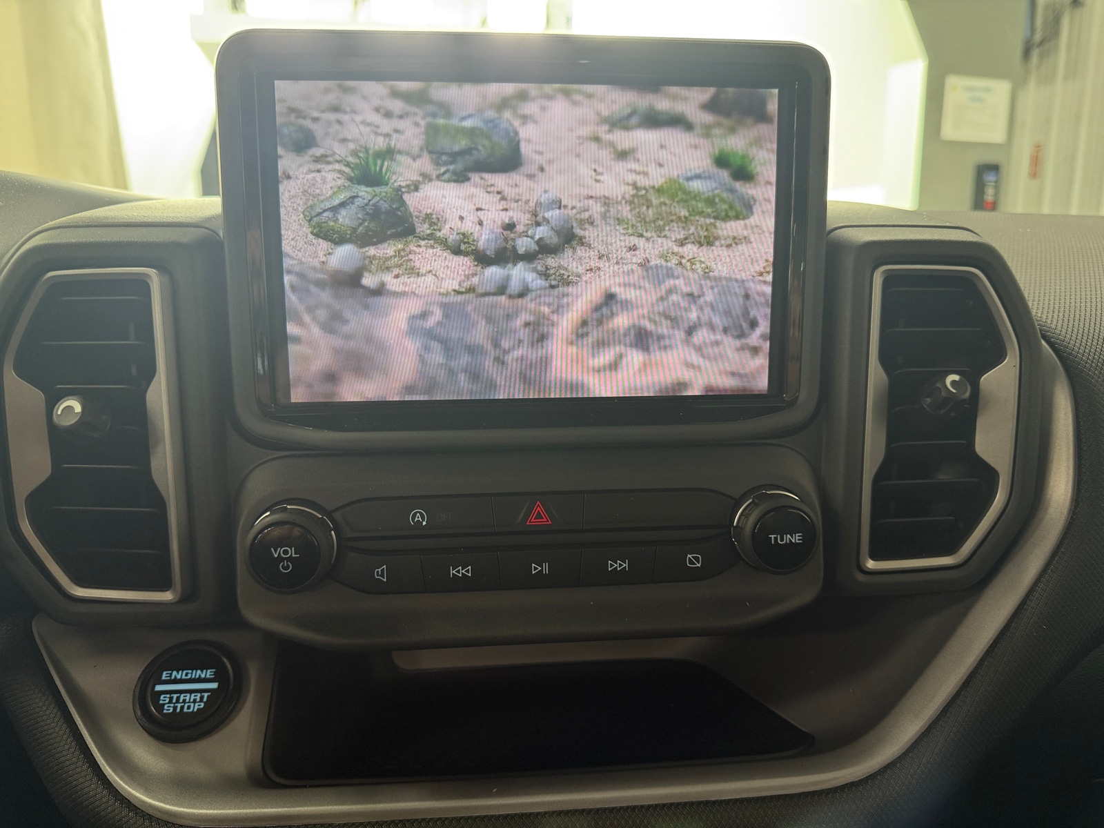 Thumbnail: 2022 Ford Bronco Sport - 4