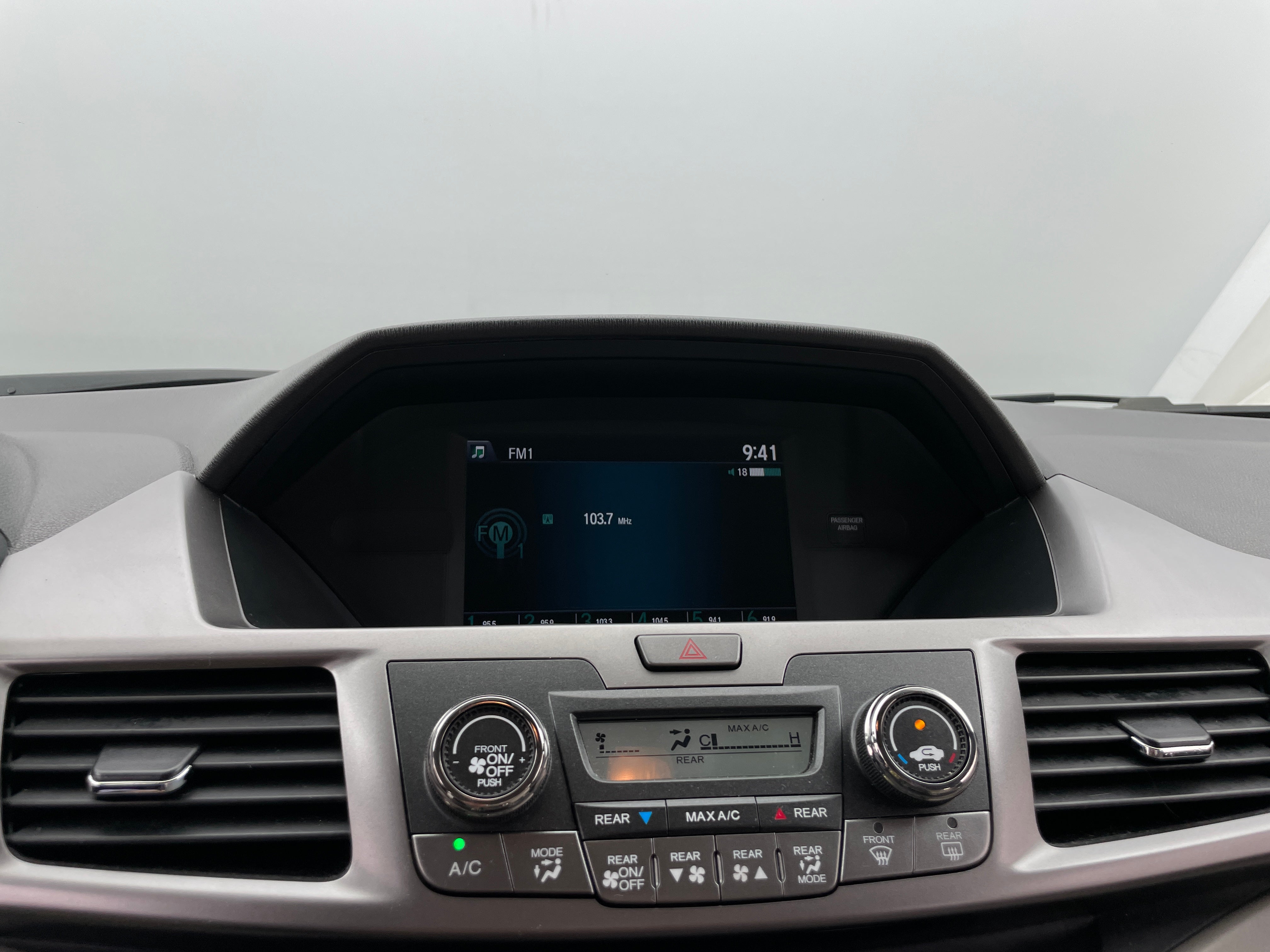 Thumbnail: 2016 Honda Odyssey - 4