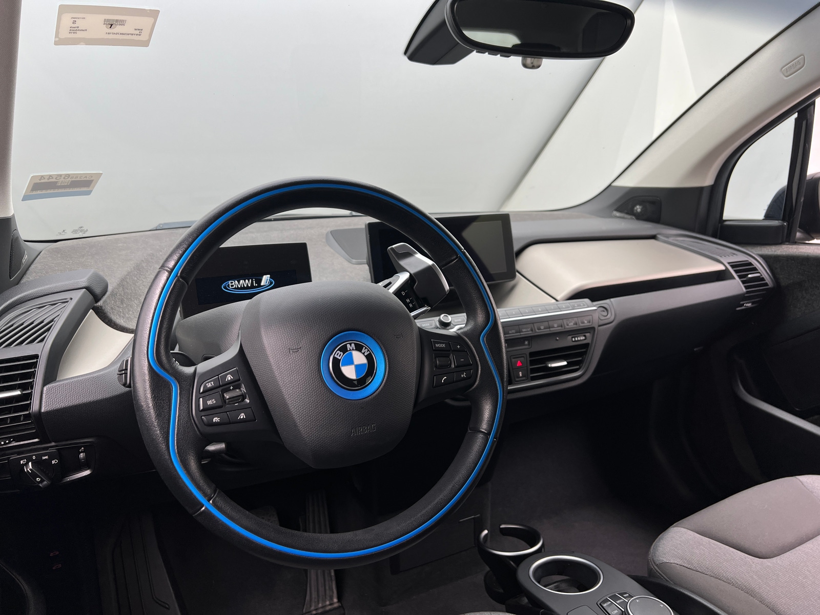 Thumbnail: 2019 BMW i3 - 3