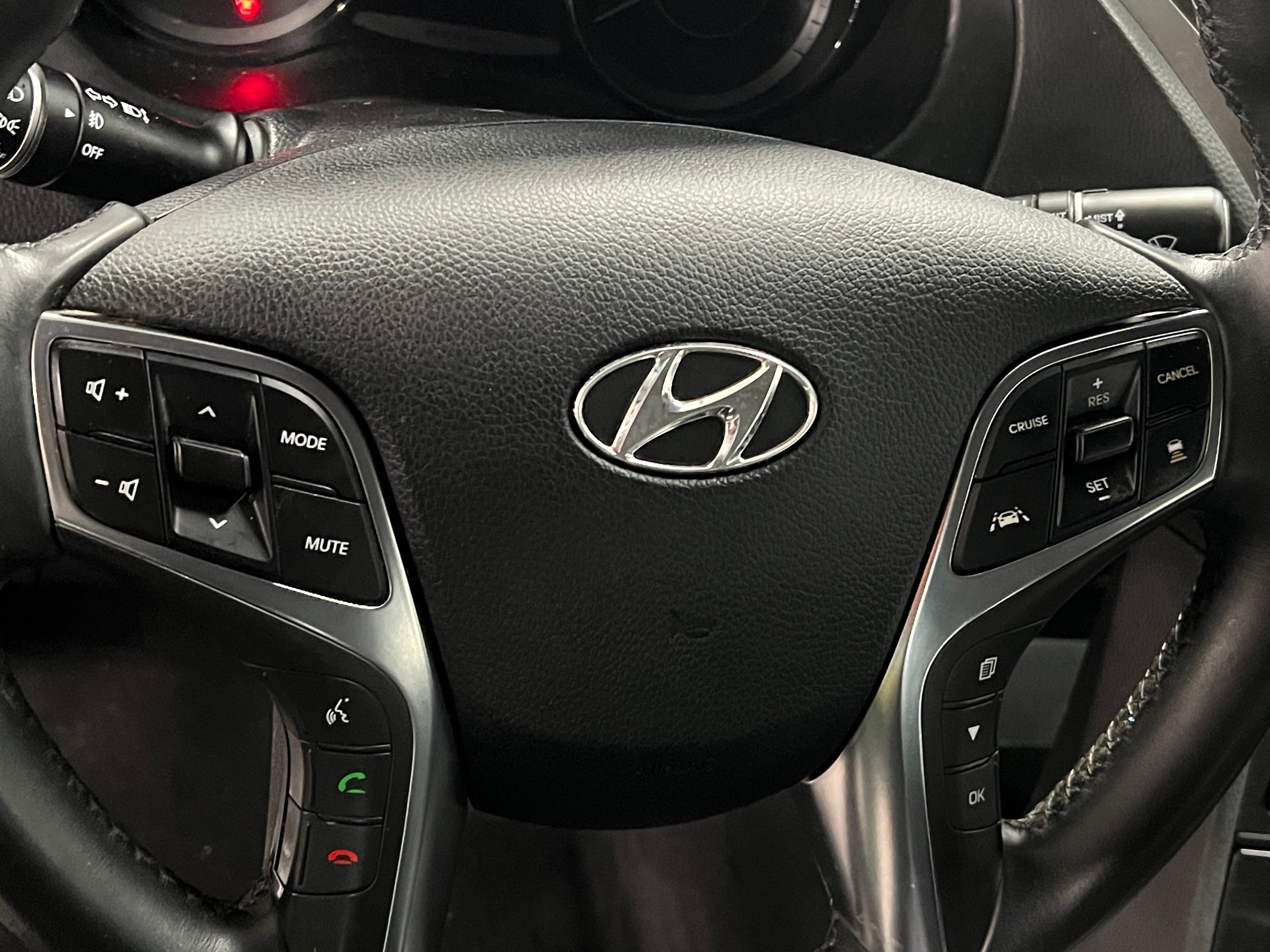 Thumbnail: 2017 Hyundai Azera - 4