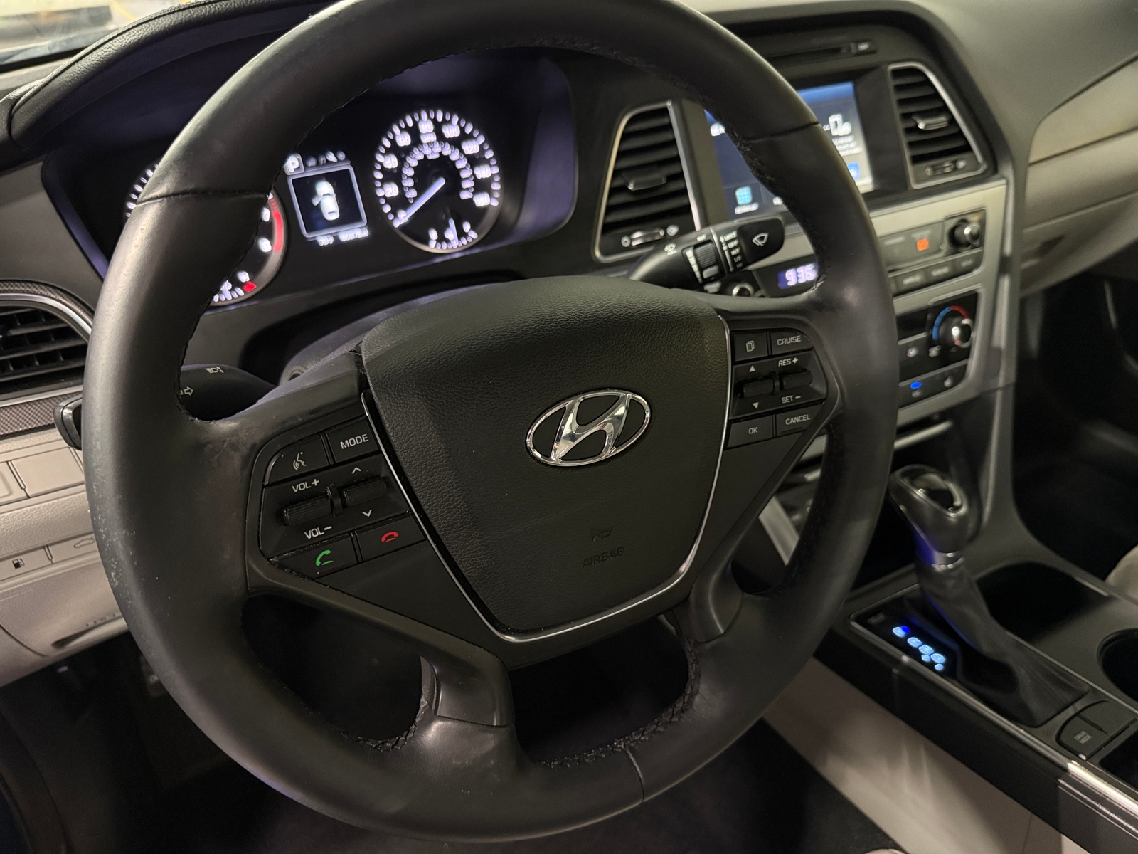 Thumbnail: 2017 Hyundai Sonata - 5