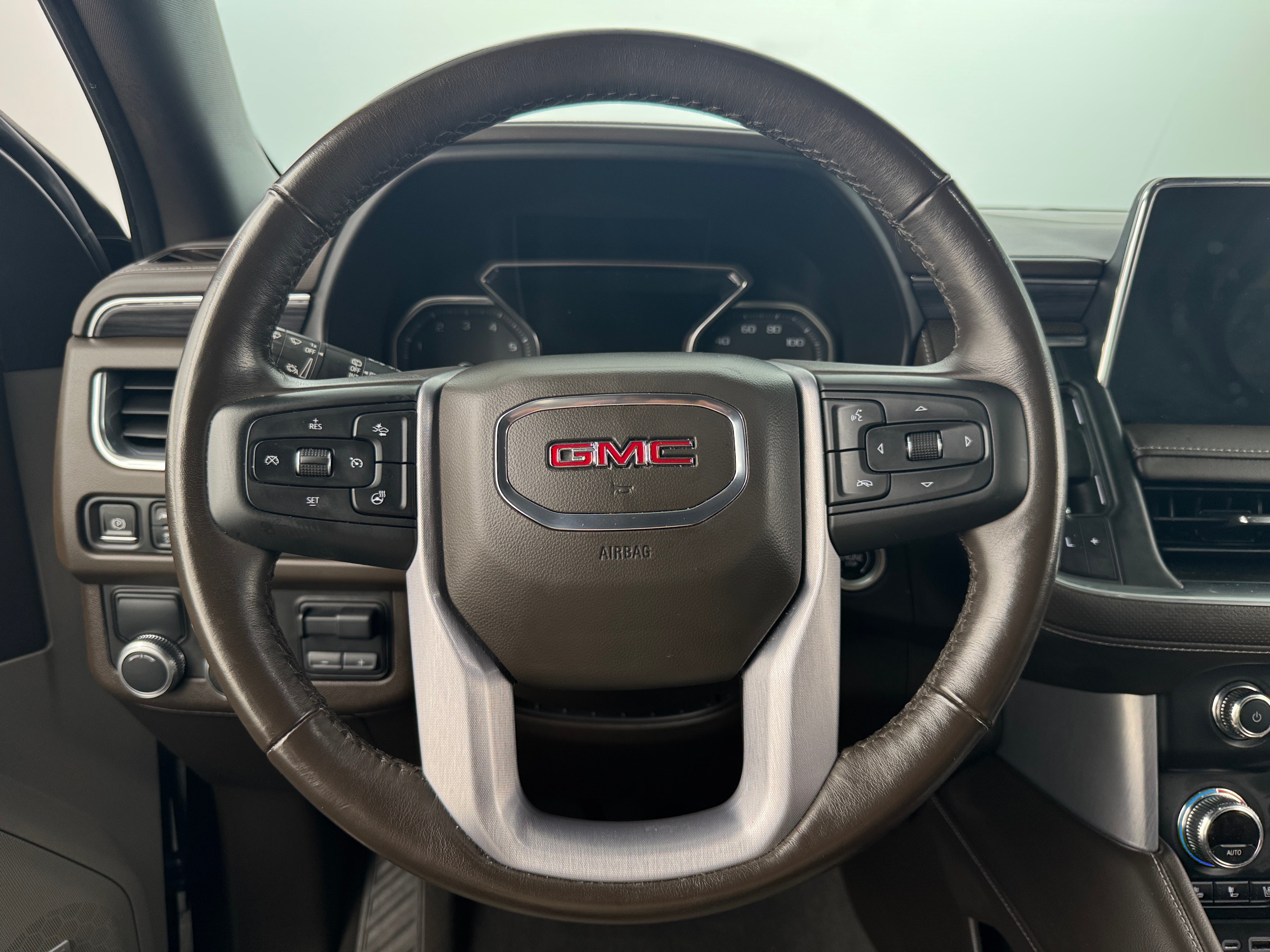 Thumbnail: 2021 GMC Yukon - 4