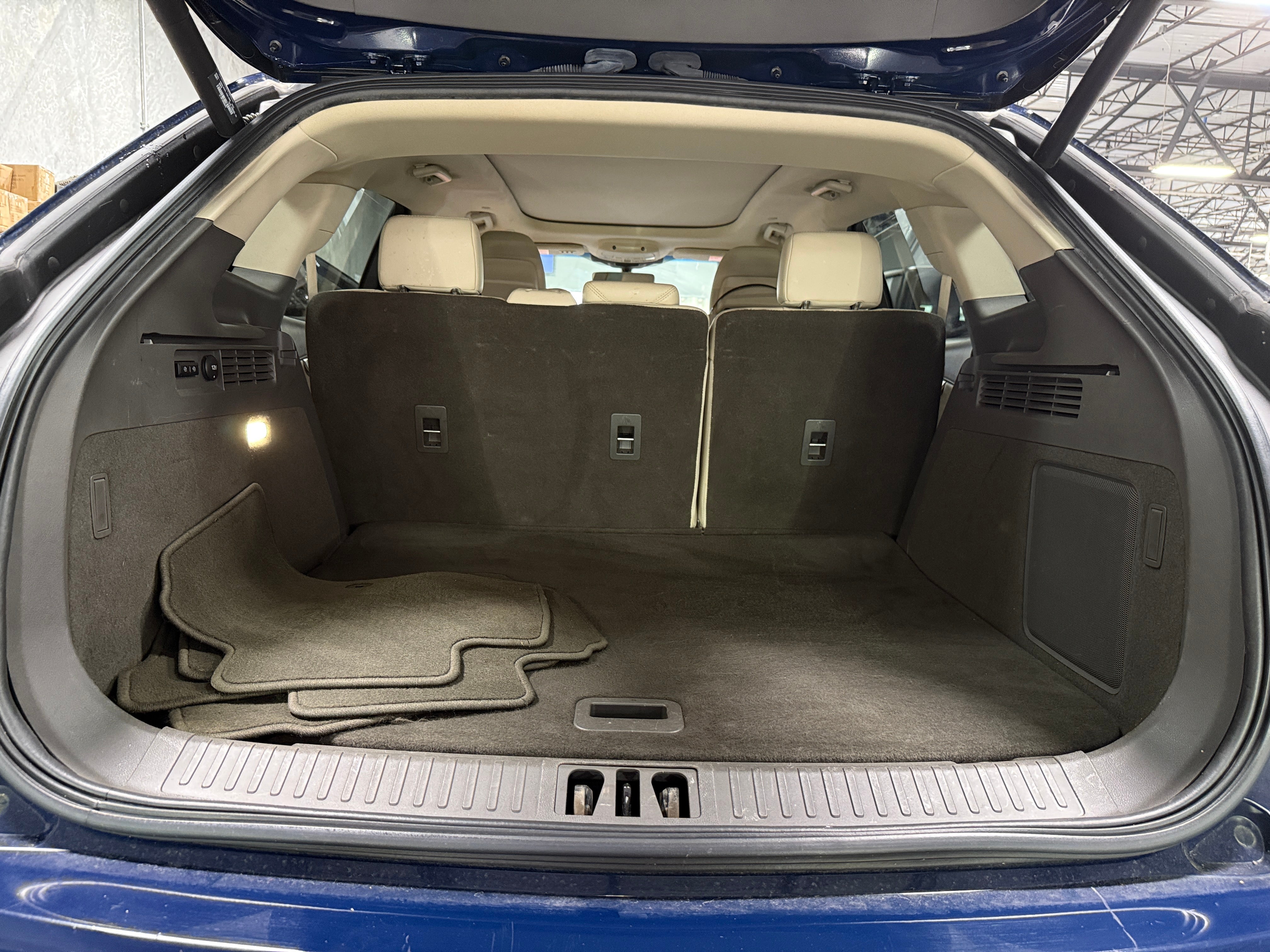 Thumbnail: 2019 Lincoln Nautilus - 6