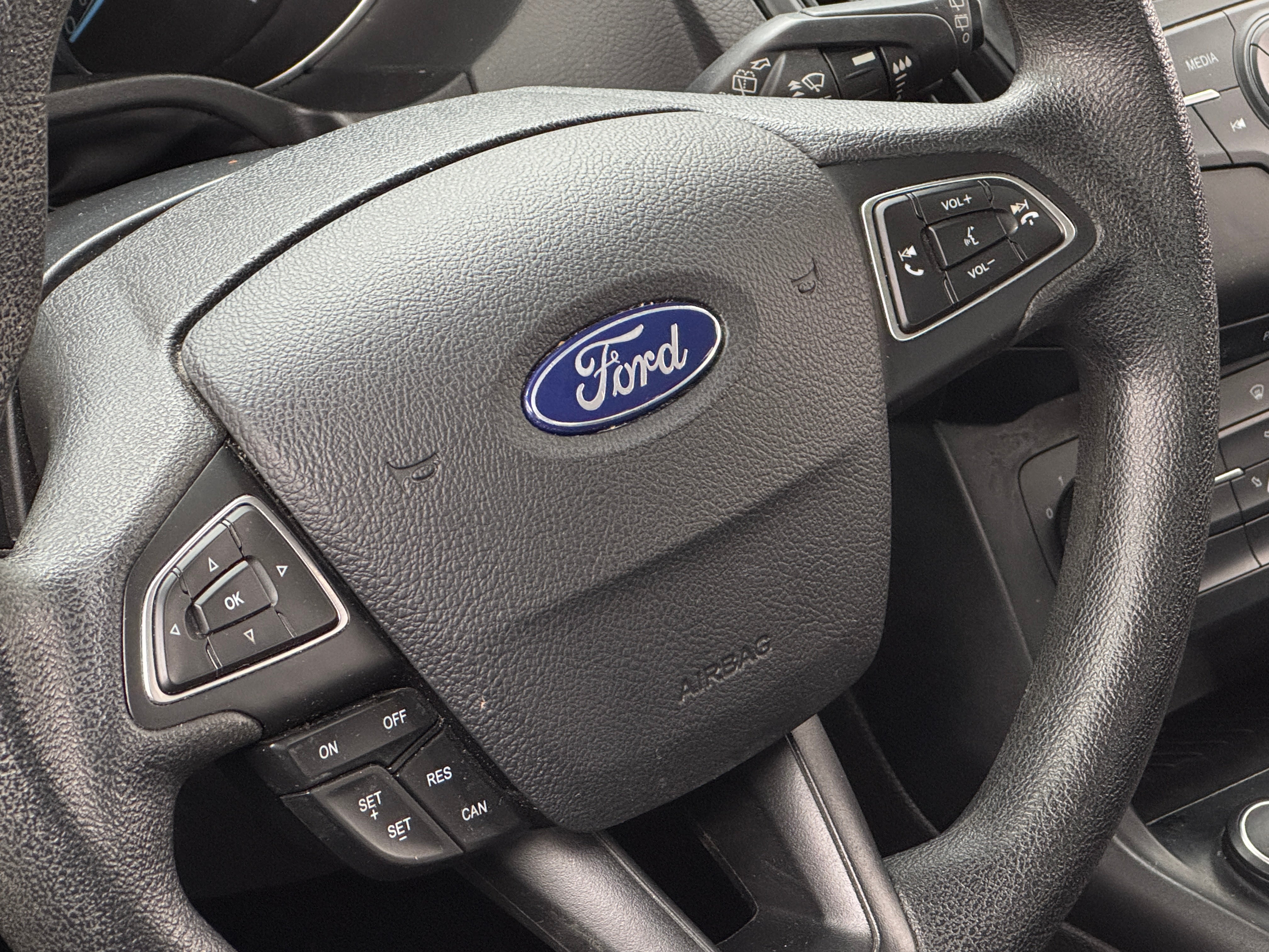 Thumbnail: 2017 Ford Focus - 5