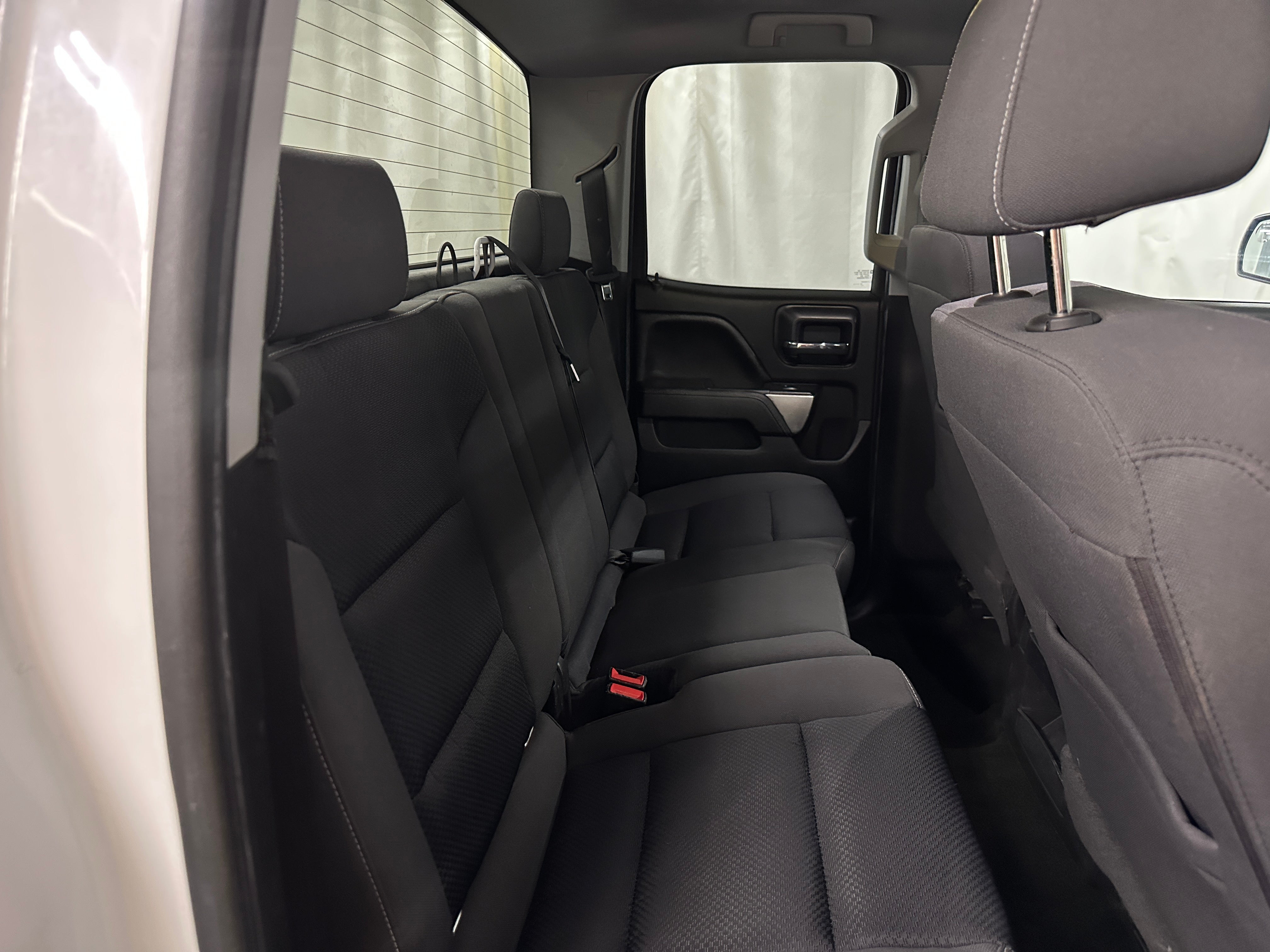 Thumbnail: 2018 Chevrolet Silverado 1500 - 6