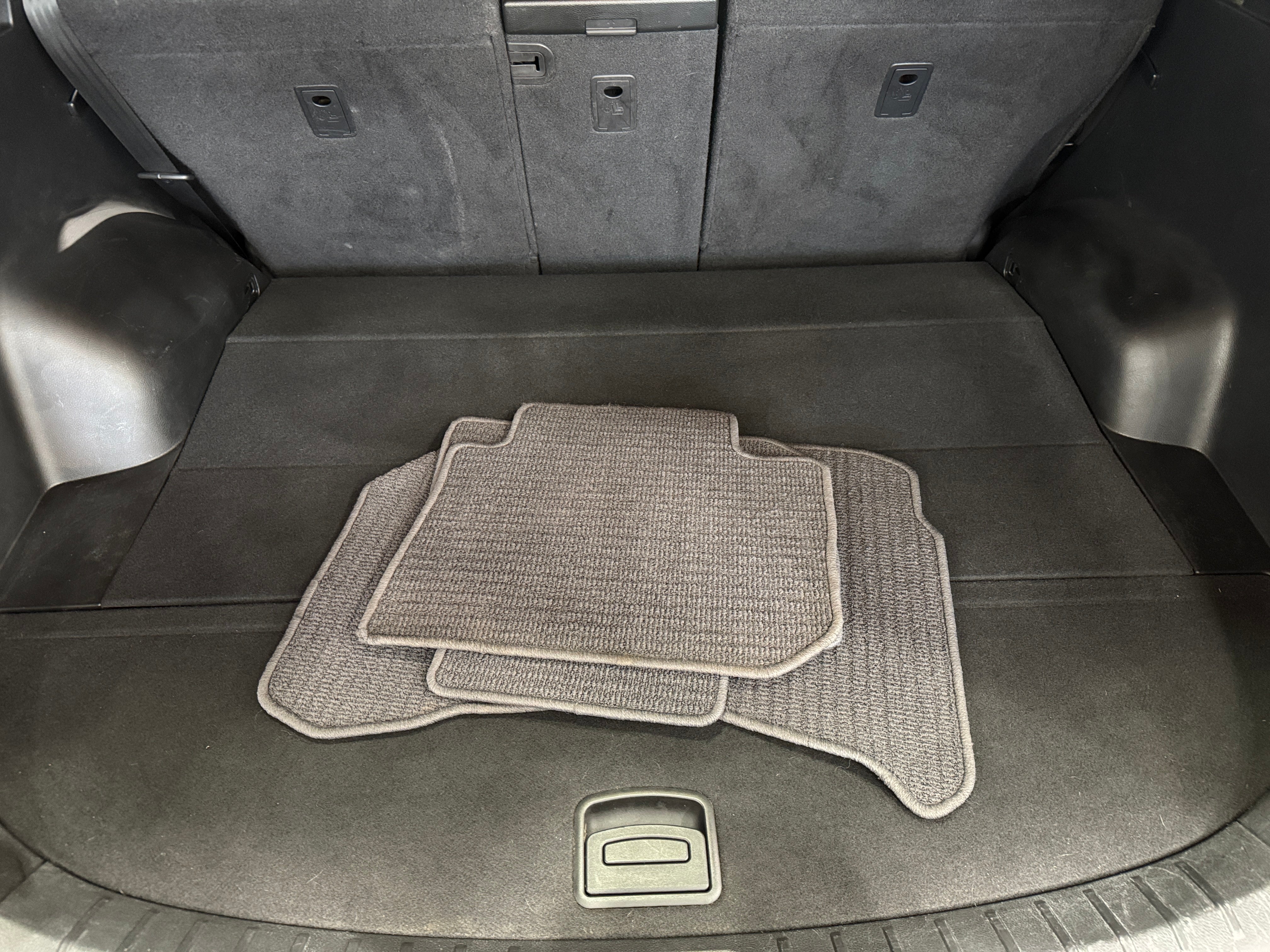 Thumbnail: 2014 Hyundai Santa Fe - 6