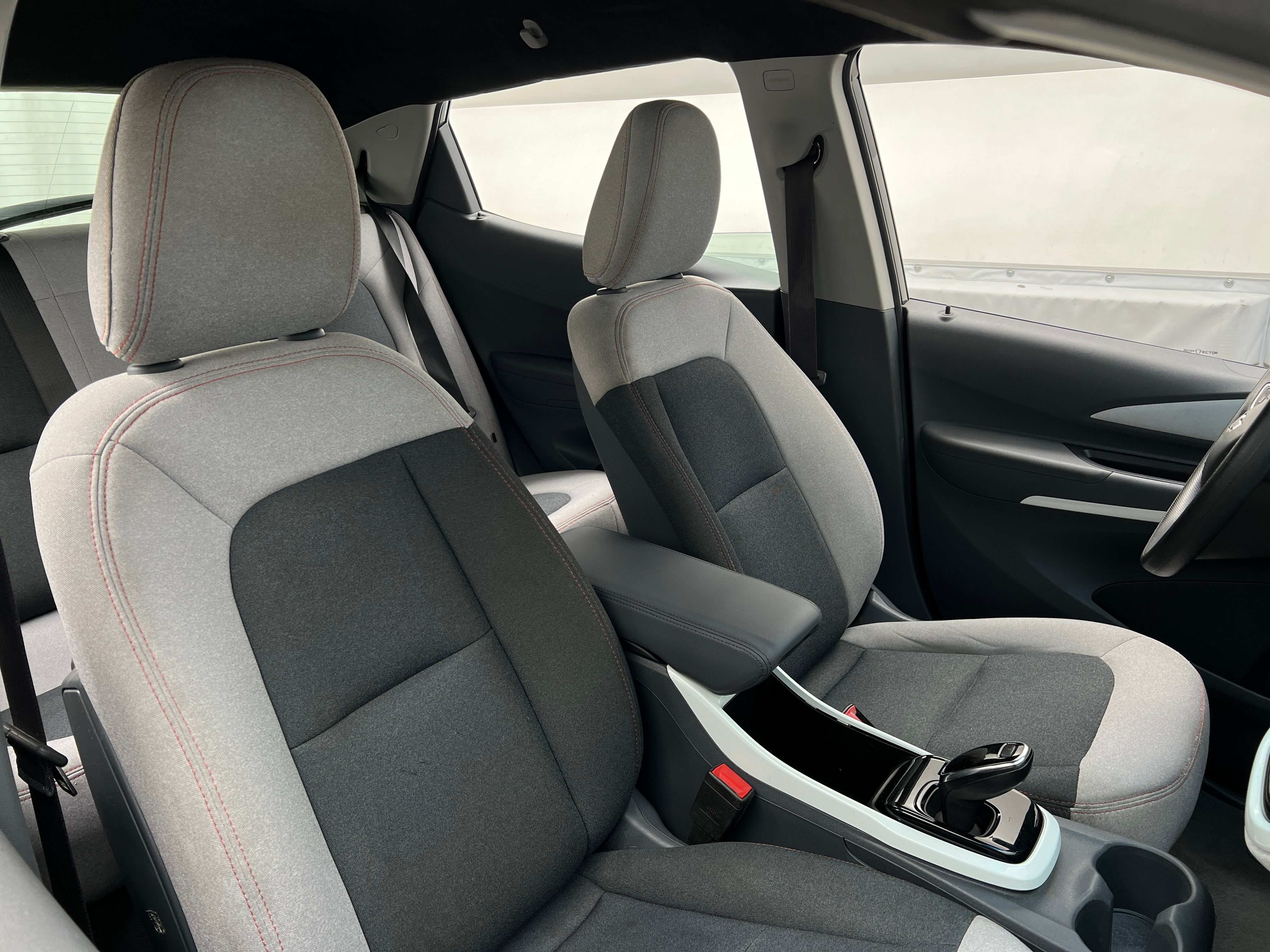 Thumbnail: 2020 Chevrolet Bolt EV - 2