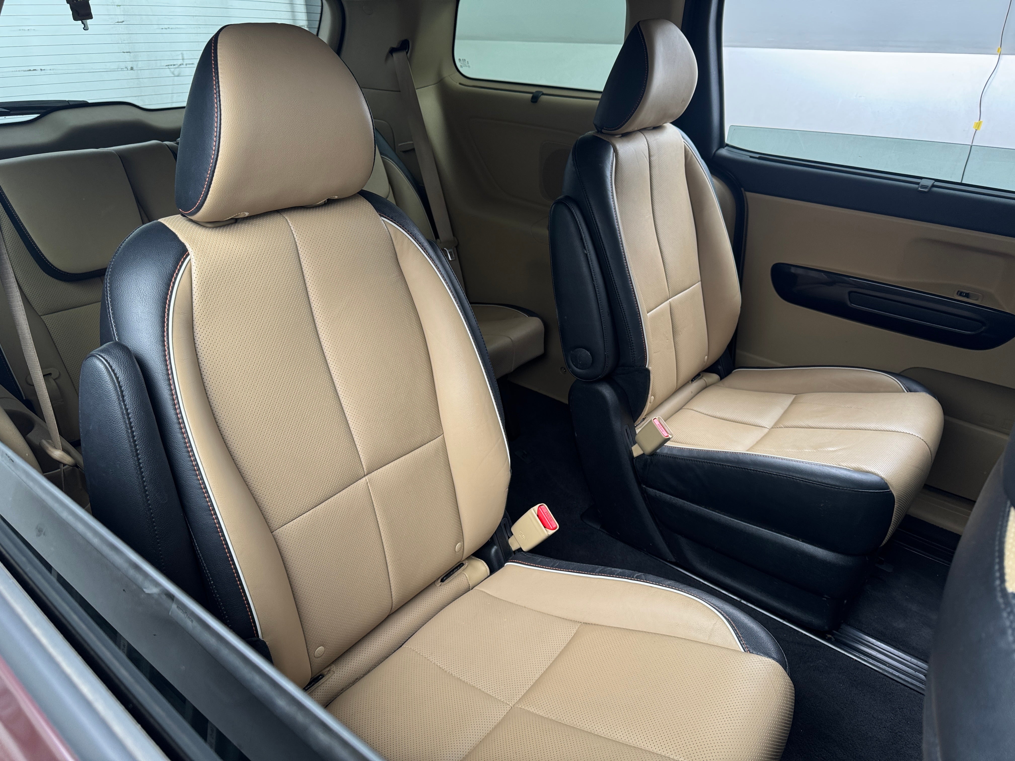 Thumbnail: 2018 Kia Sedona - 5