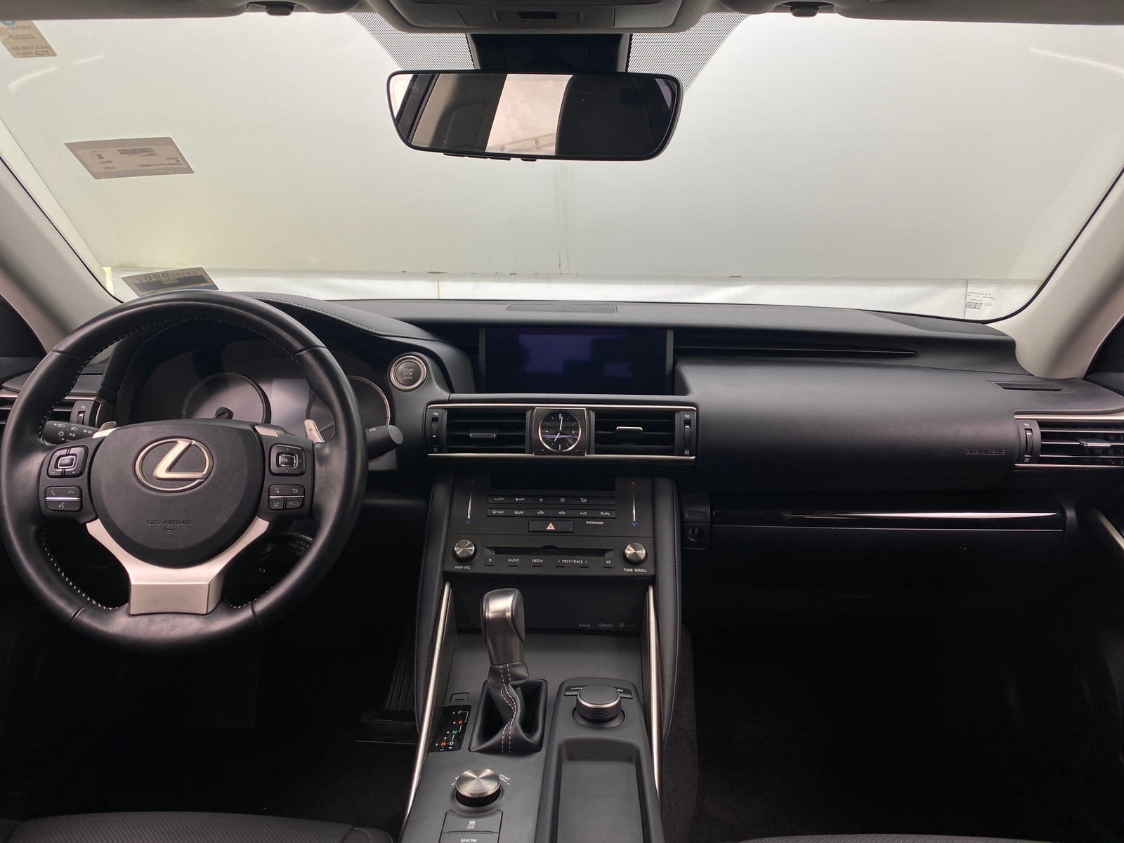 Thumbnail: 2020 Lexus IS - 2
