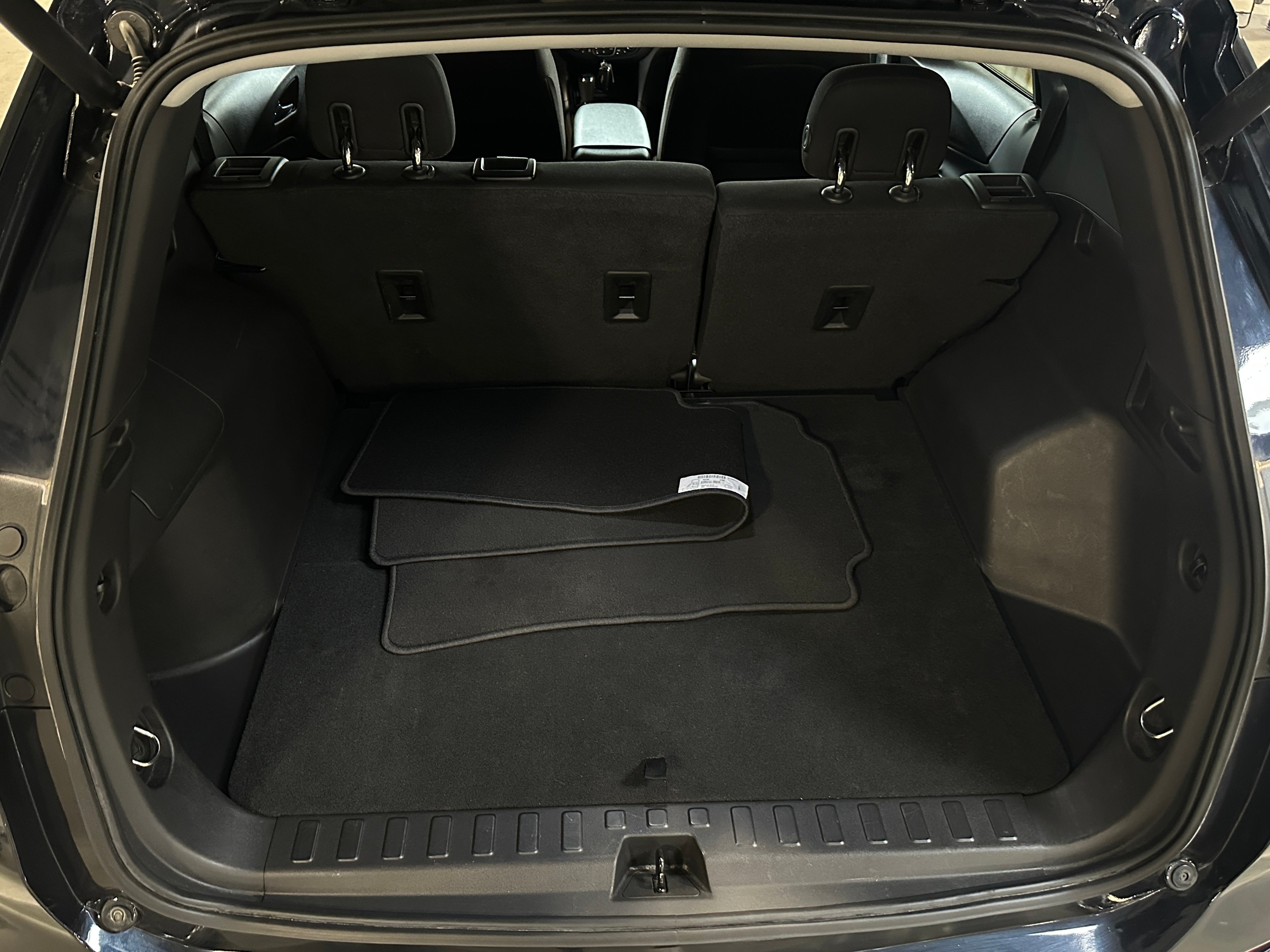 Thumbnail: 2020 Chevrolet Equinox - 7
