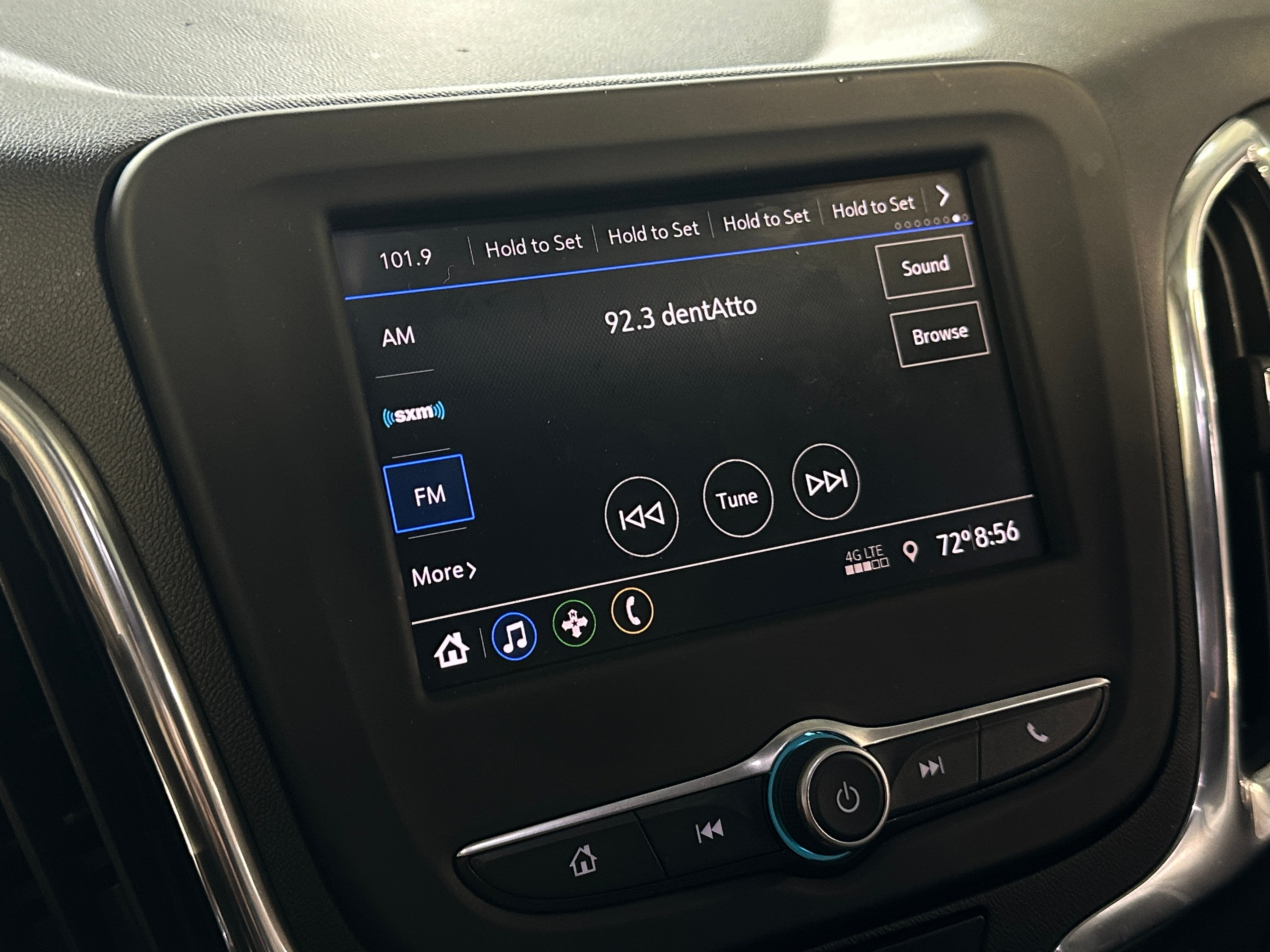 Thumbnail: 2020 Chevrolet Equinox - 4