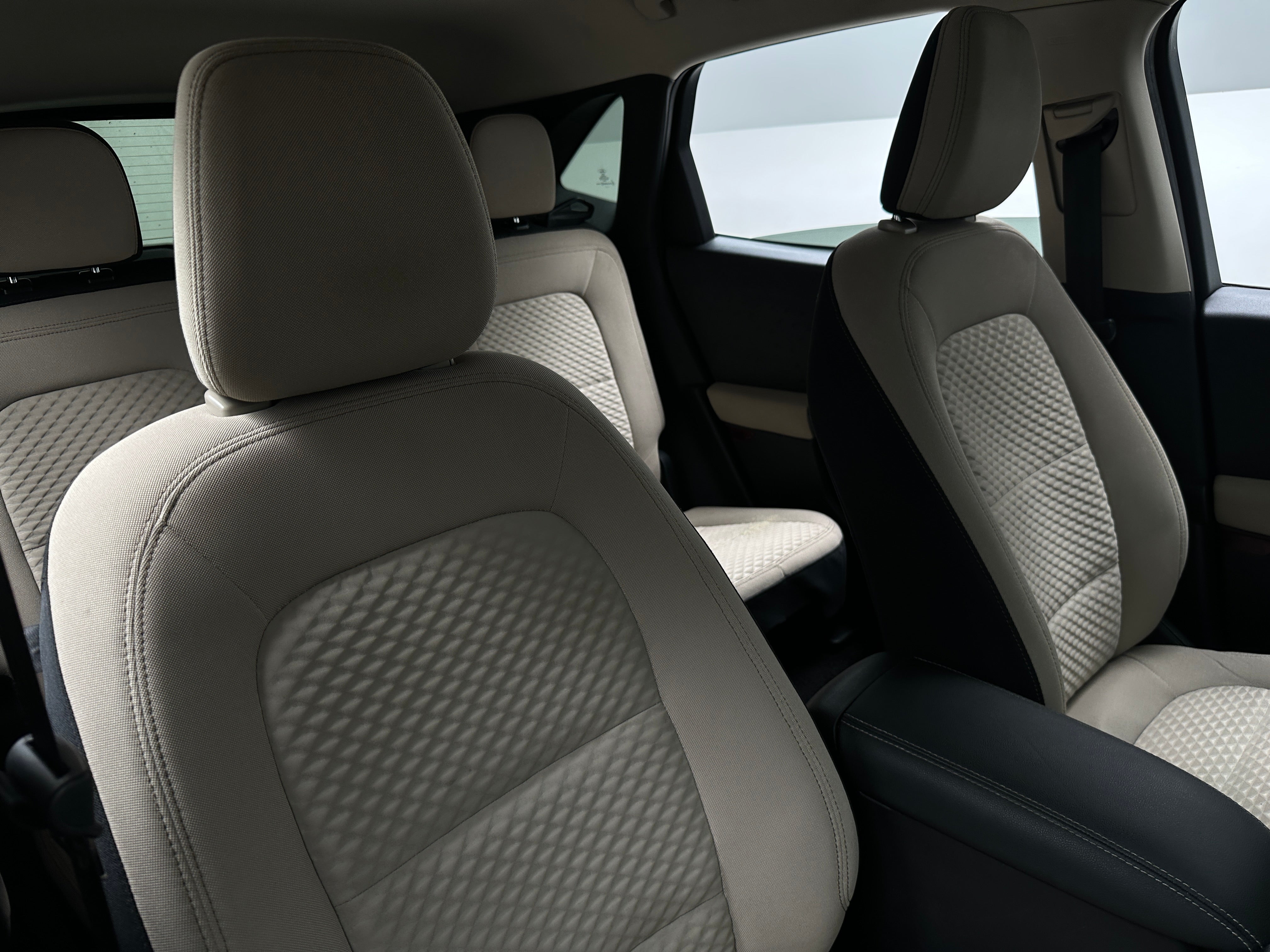 Thumbnail: 2020 Ford Escape - 2
