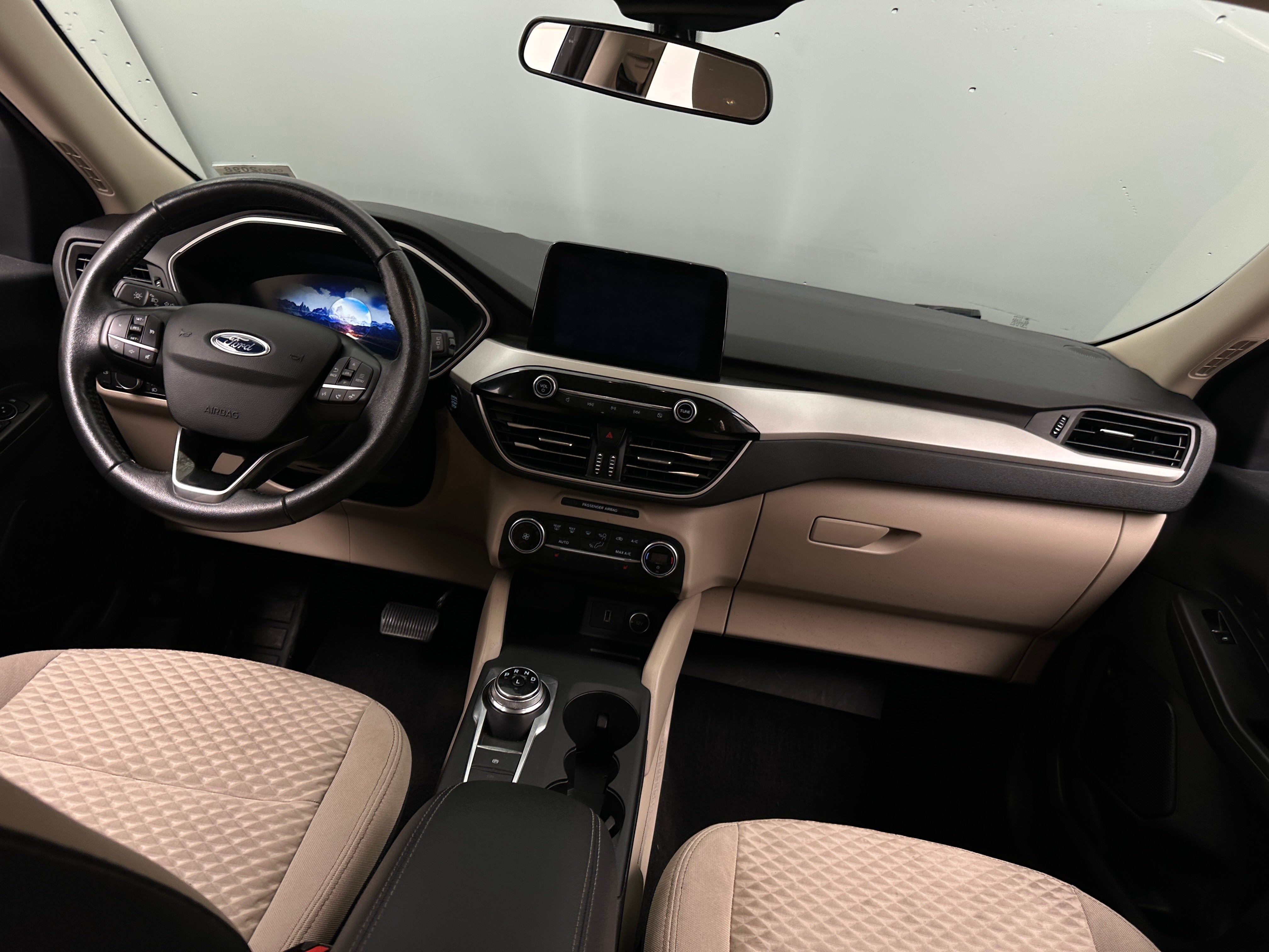 Thumbnail: 2020 Ford Escape - 3