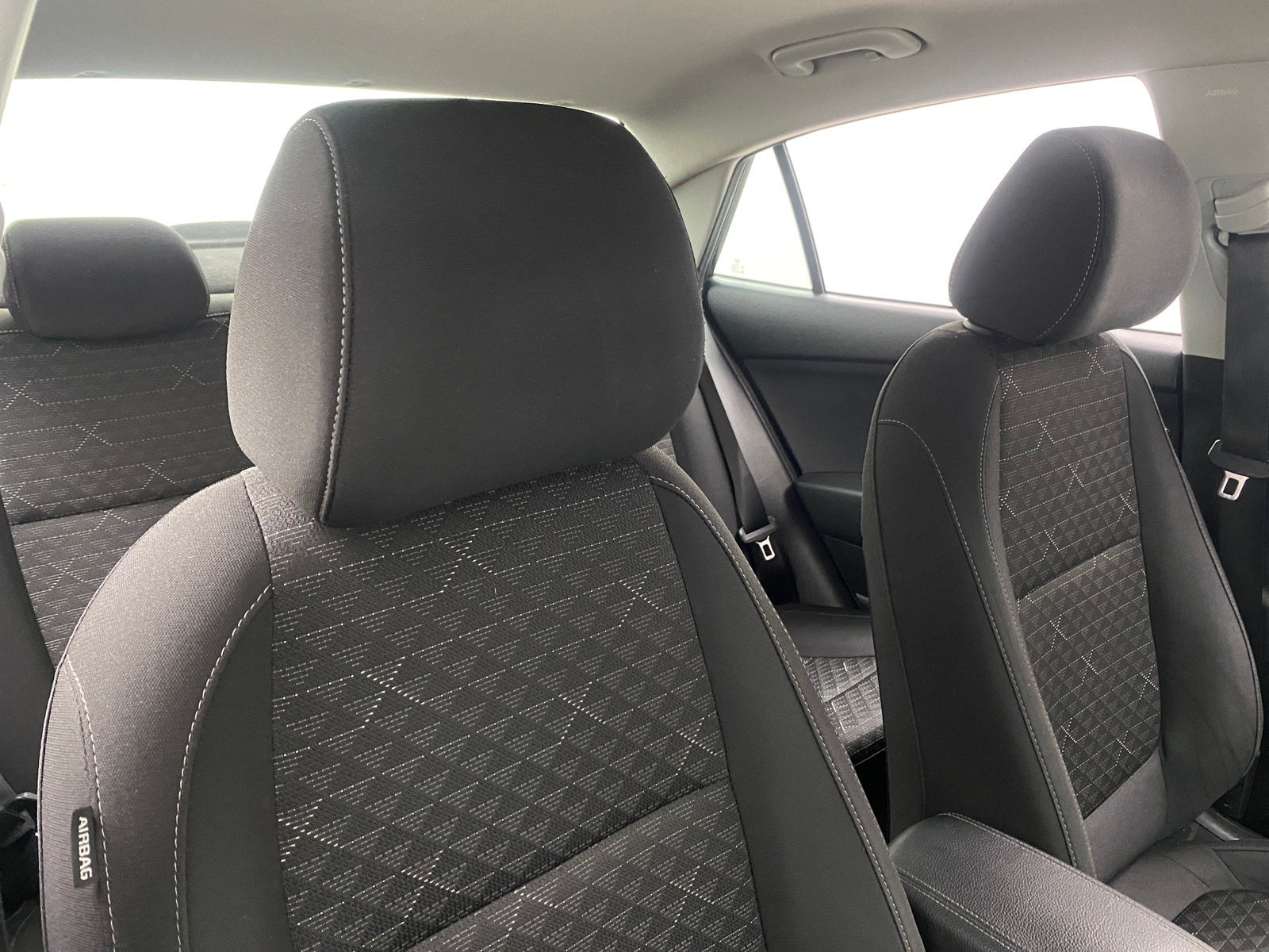 Thumbnail: 2019 Kia Rio - 2