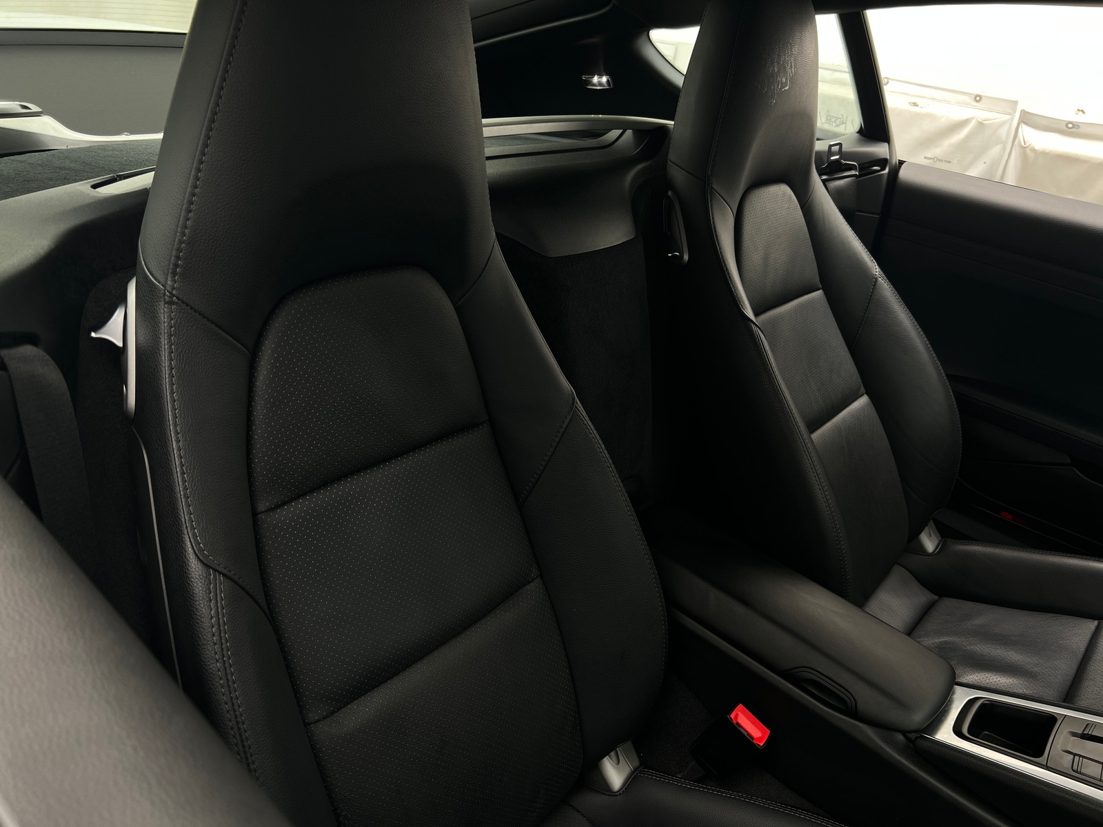 Thumbnail: 2014 Porsche Cayman - 2