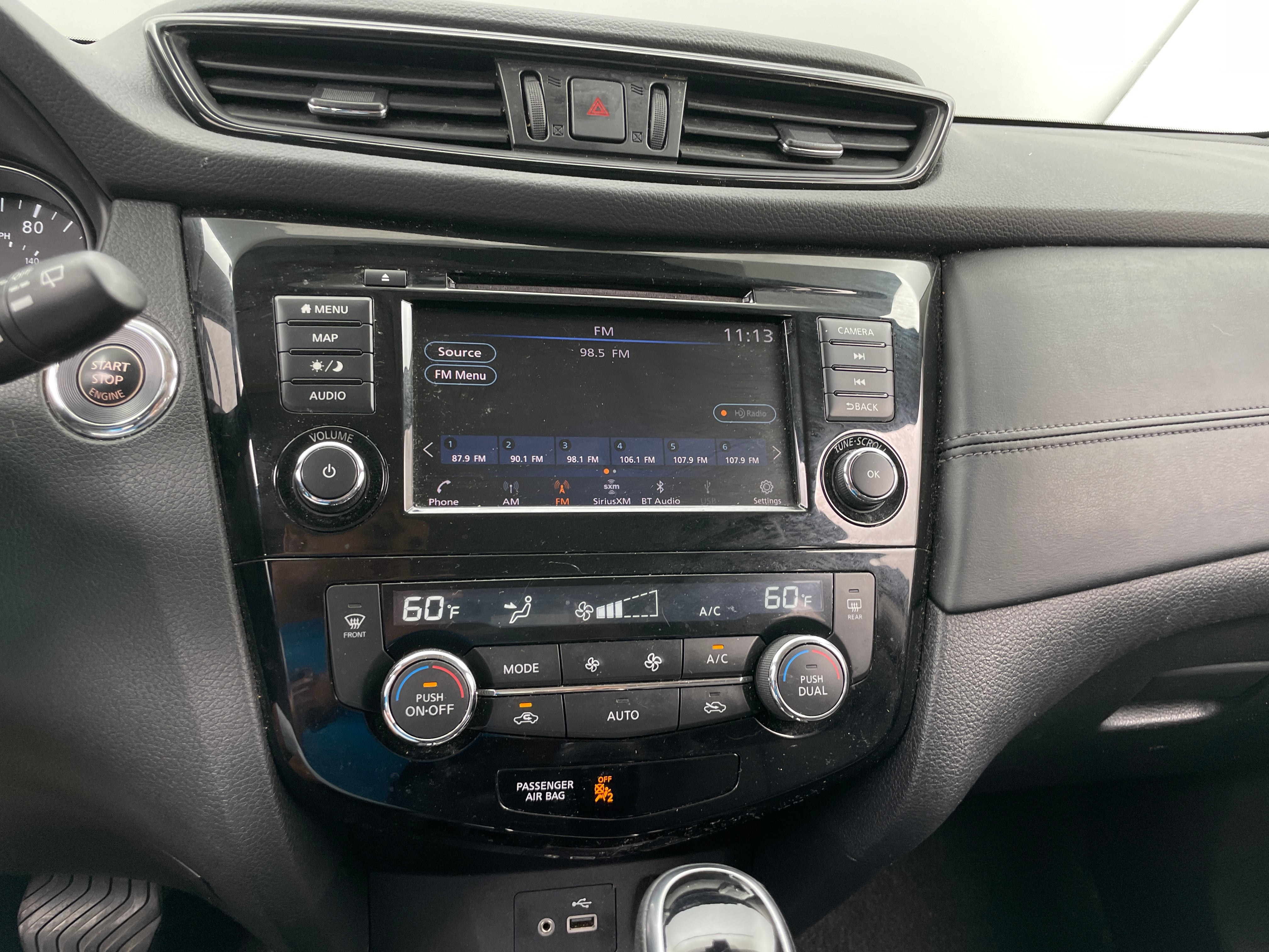 Thumbnail: 2019 Nissan Rogue - 3