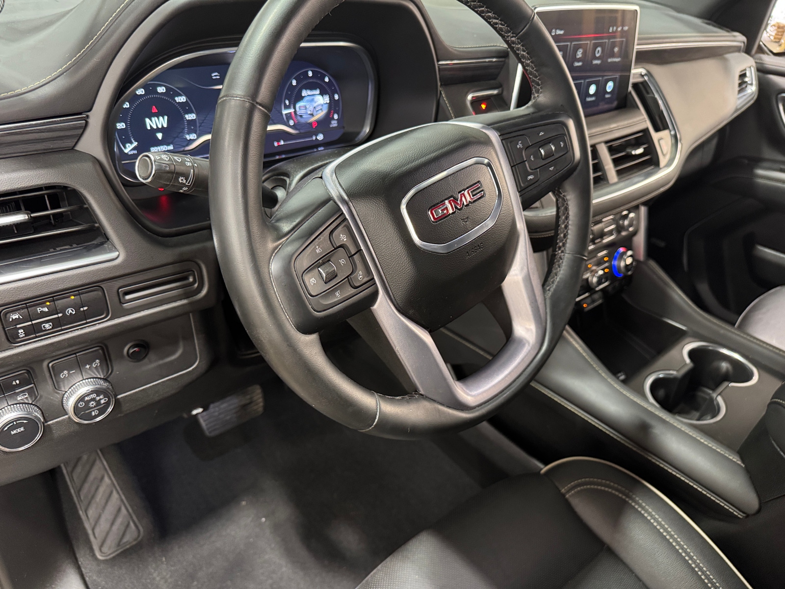 Thumbnail: 2023 GMC Yukon XL - 2