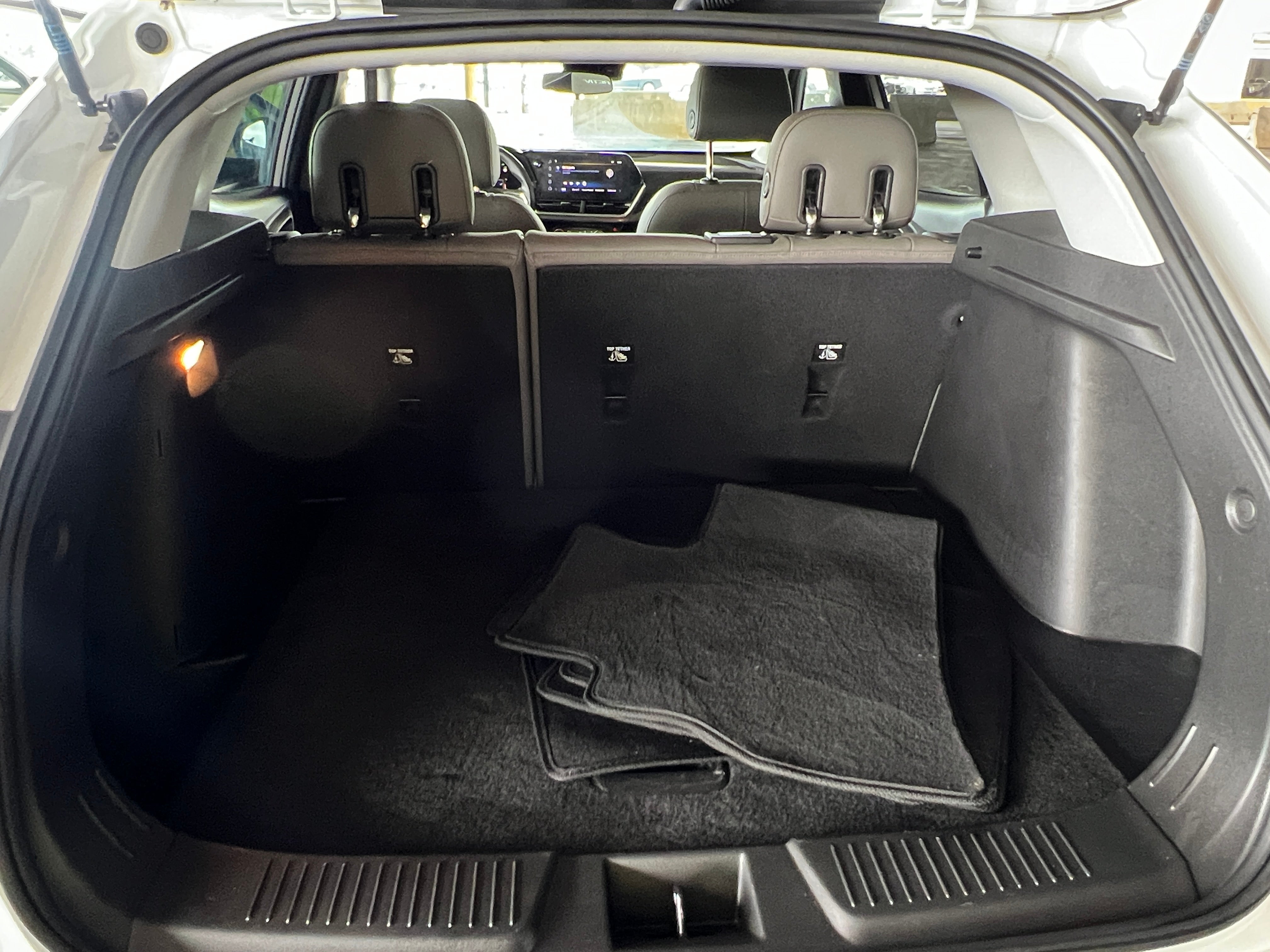 Thumbnail: 2024 Chevrolet Trax - 6