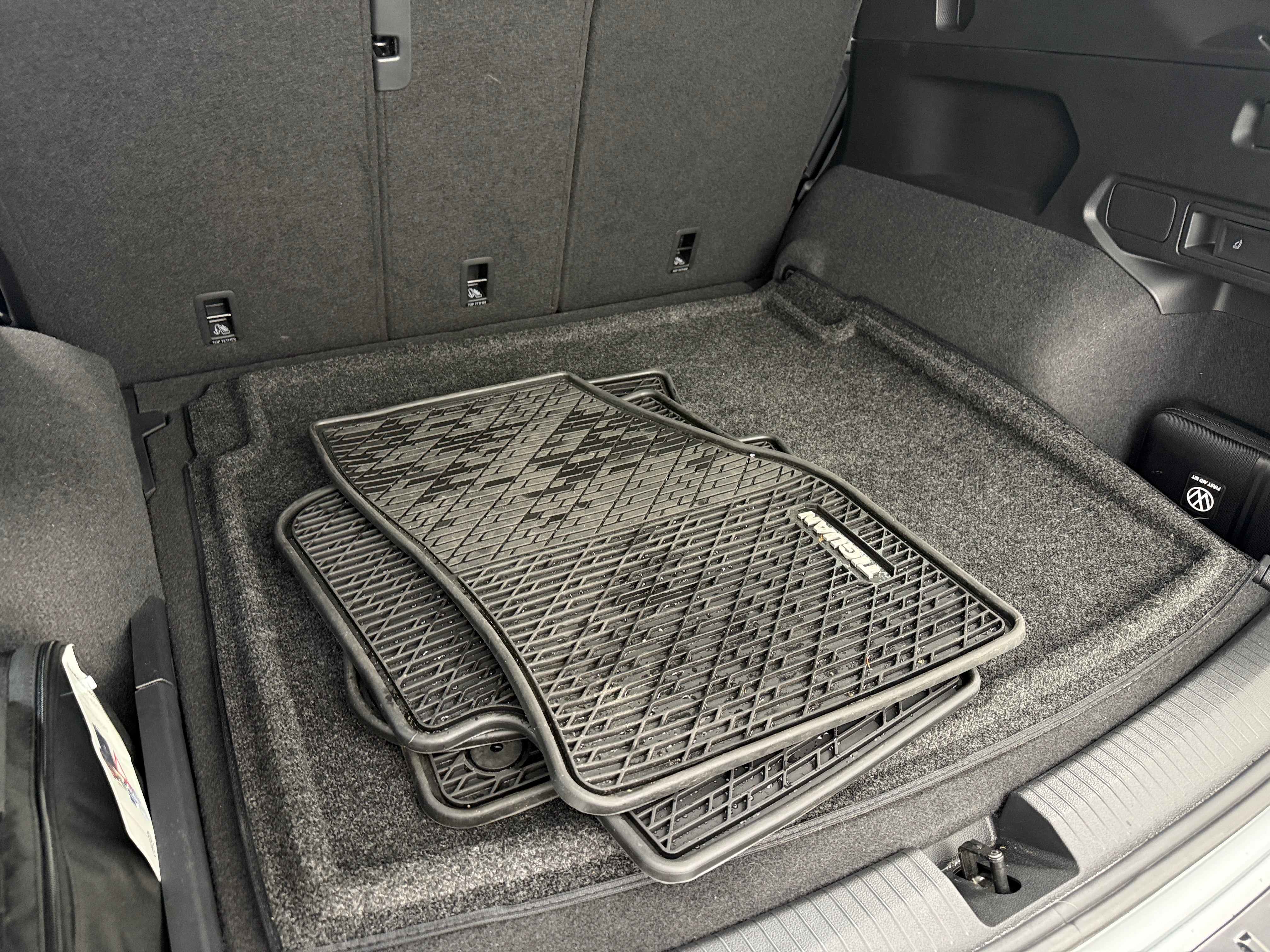 Thumbnail: 2022 Volkswagen Tiguan - 7