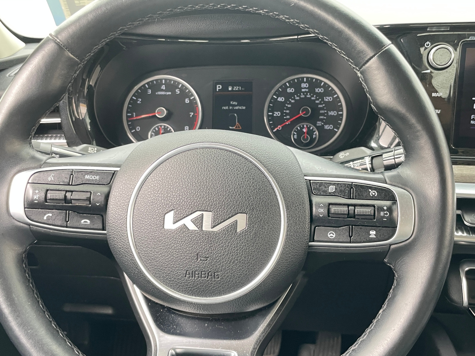 Thumbnail: 2022 Kia K5 - 4