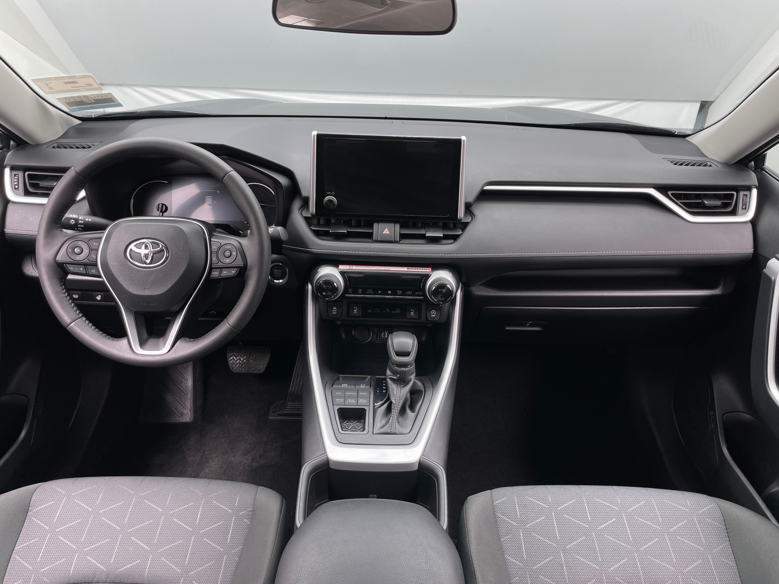 Thumbnail: 2025 Toyota RAV4 - 3