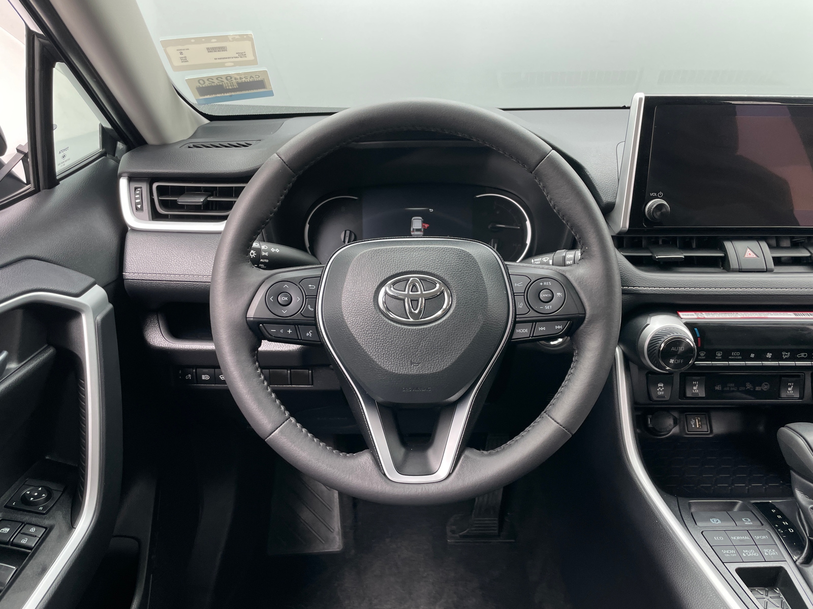 Thumbnail: 2025 Toyota RAV4 - 5
