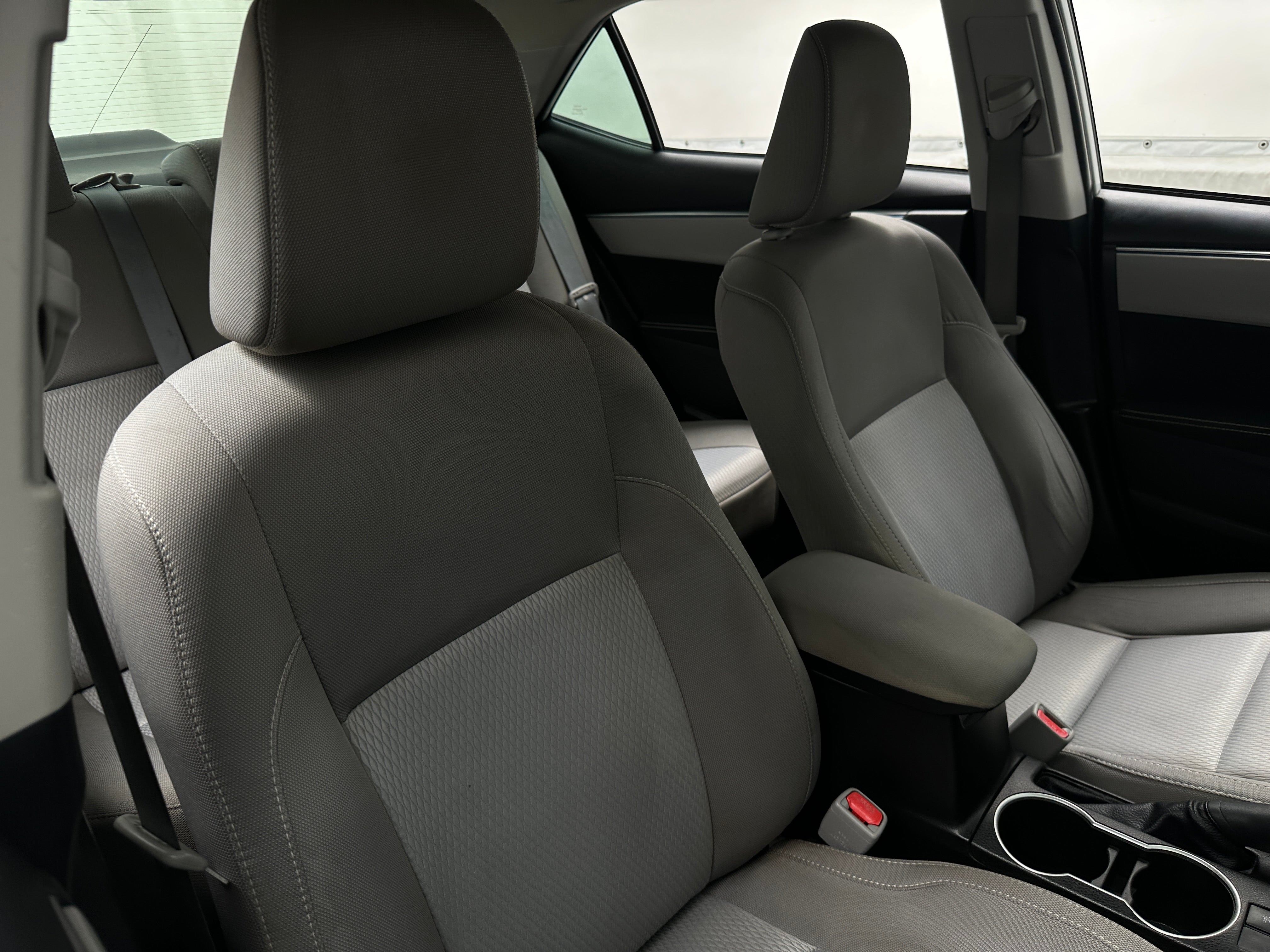 Thumbnail: 2016 Toyota Corolla - 2