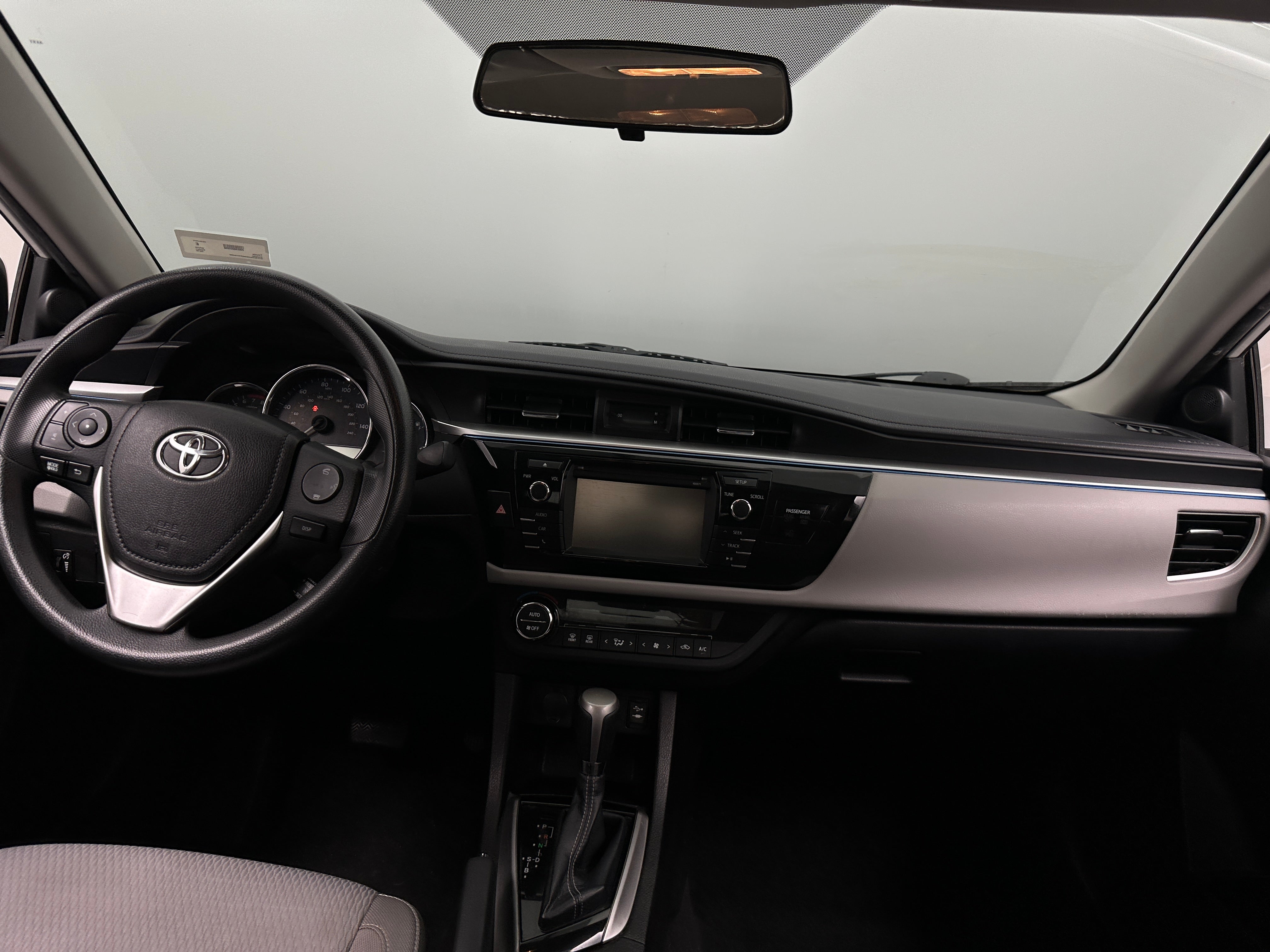 Thumbnail: 2016 Toyota Corolla - 3