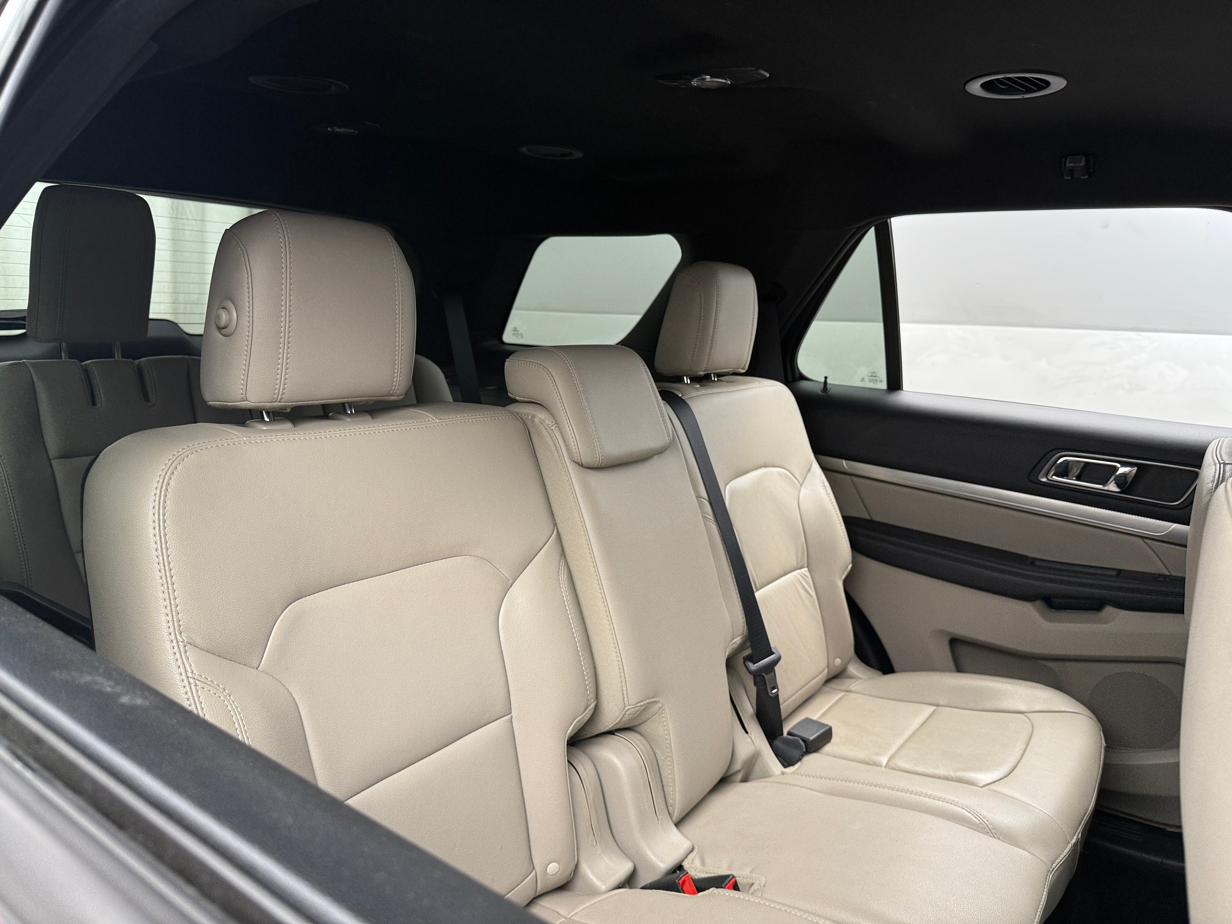 Thumbnail: 2018 Ford Explorer - 5