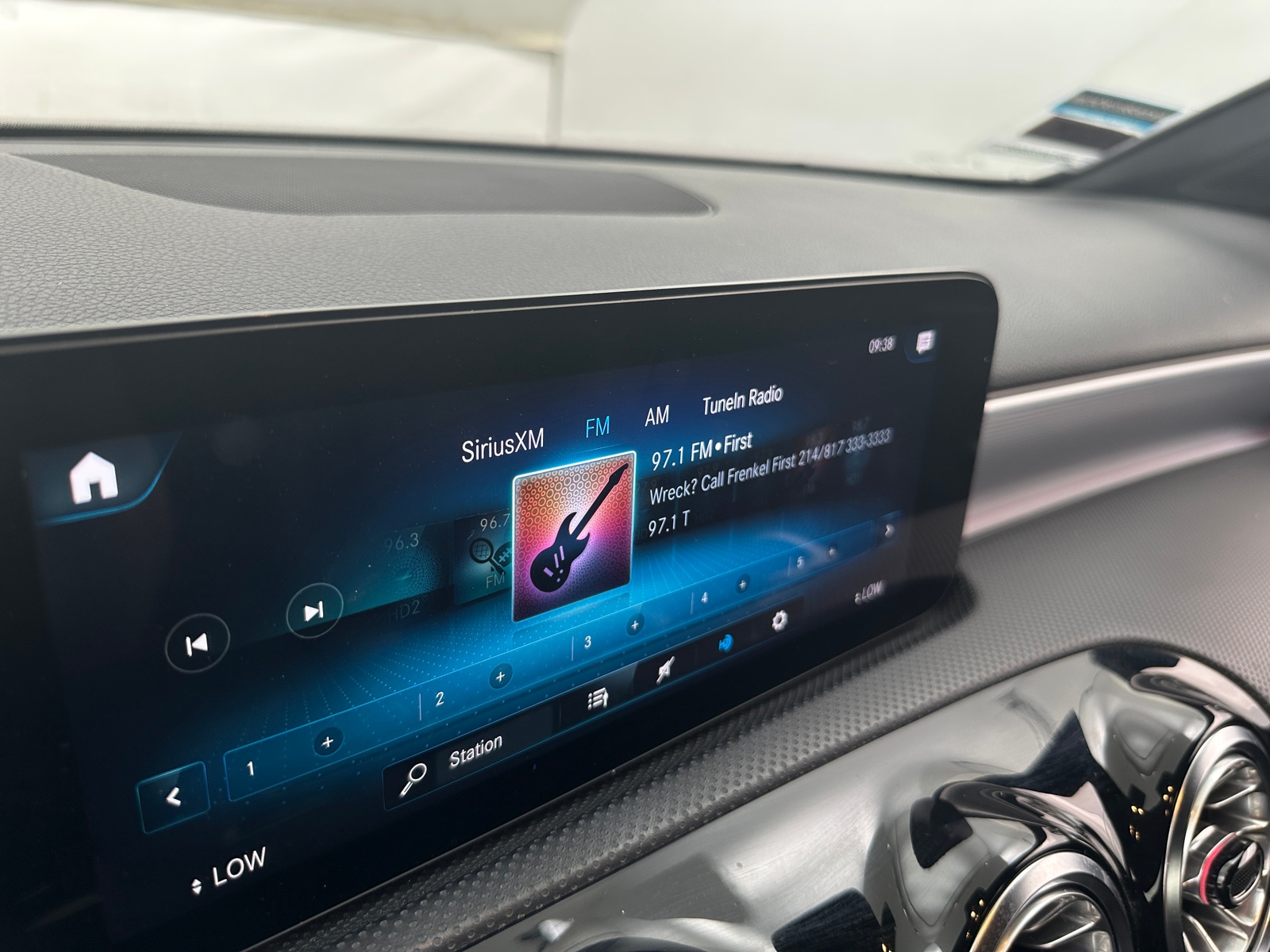 Thumbnail: 2022 Mercedes-Benz A-Class - 3