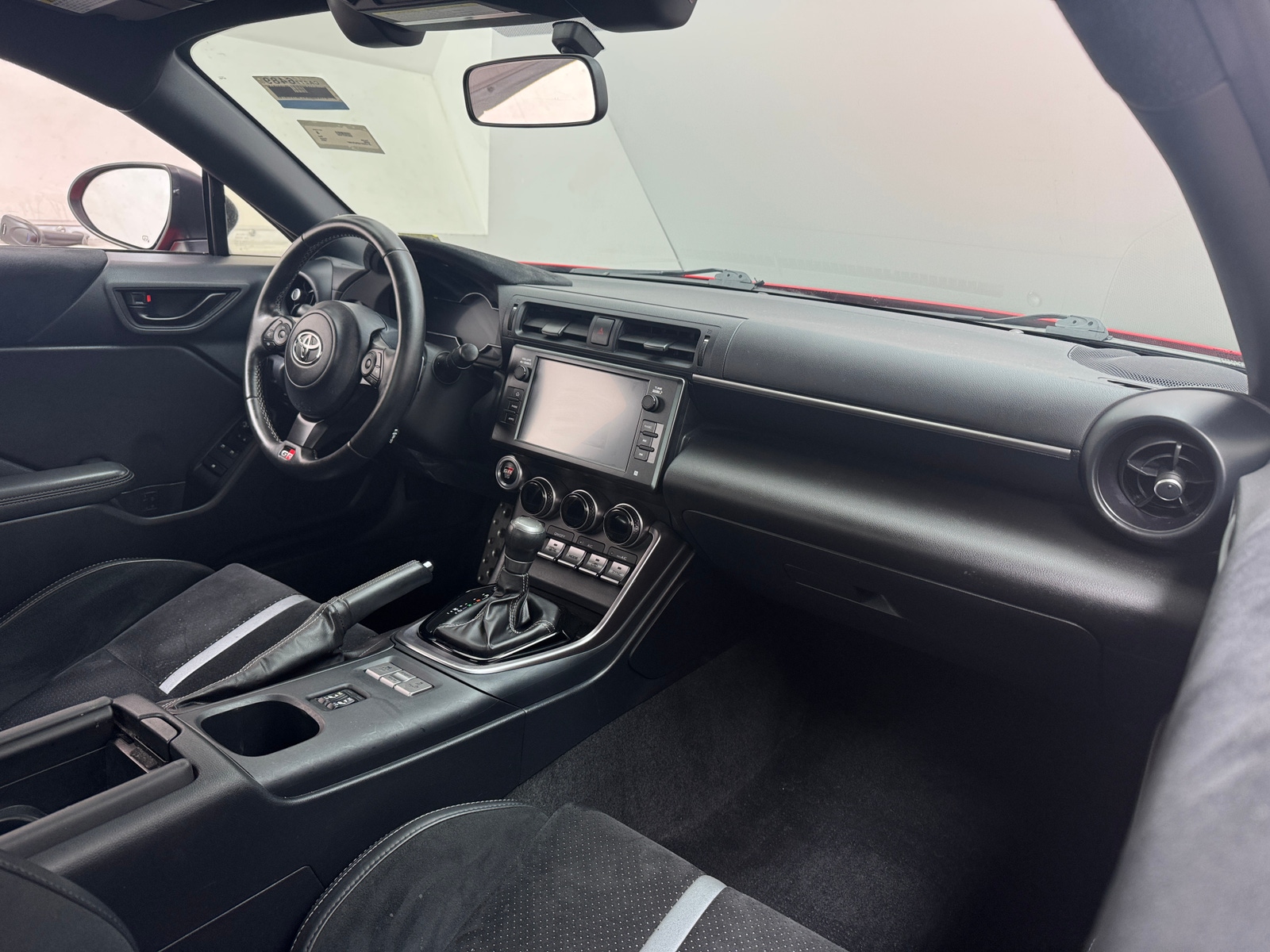 Thumbnail: 2023 Toyota GR86 - 2