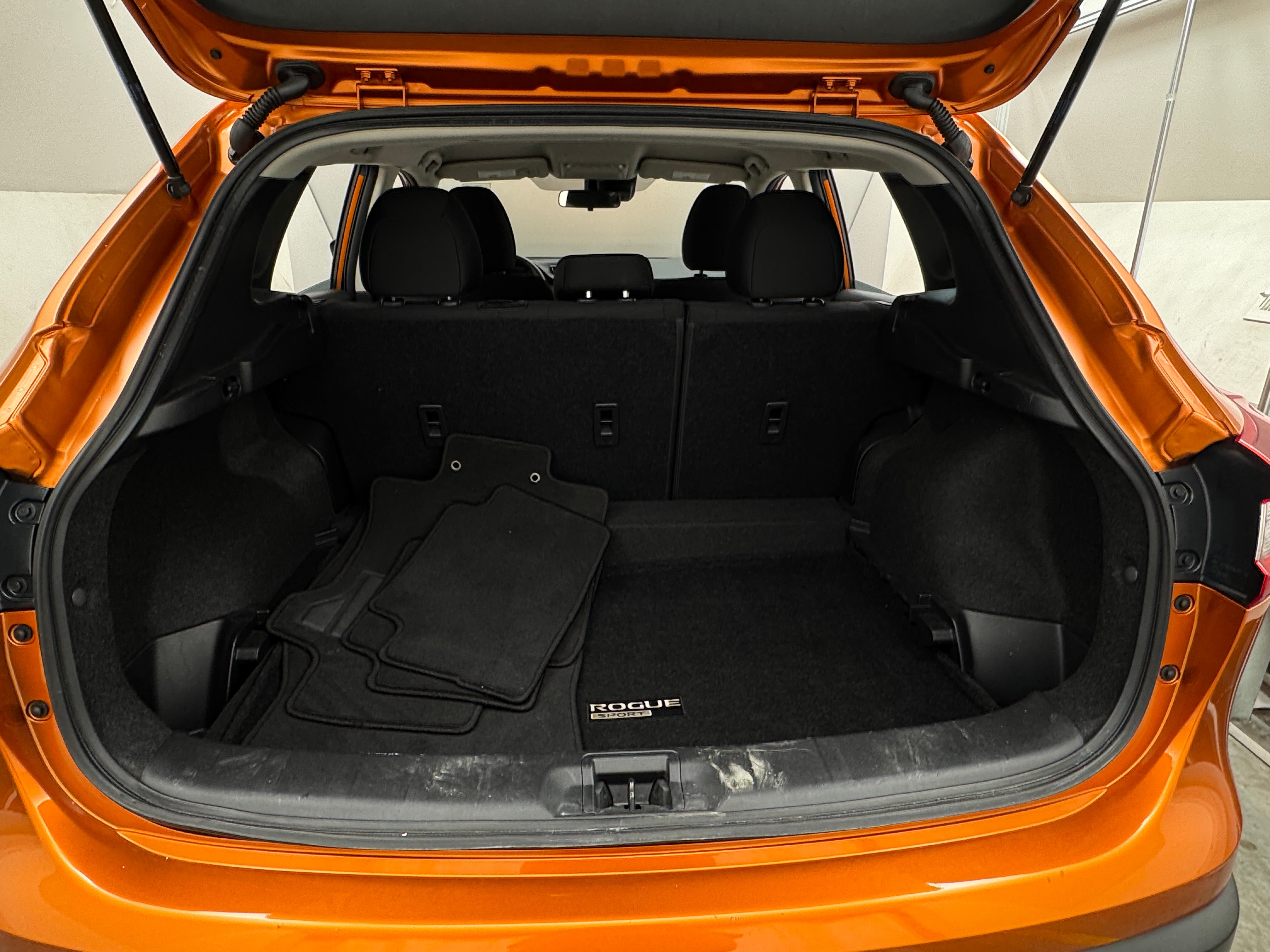 Thumbnail: 2021 Nissan Rogue Sport - 7