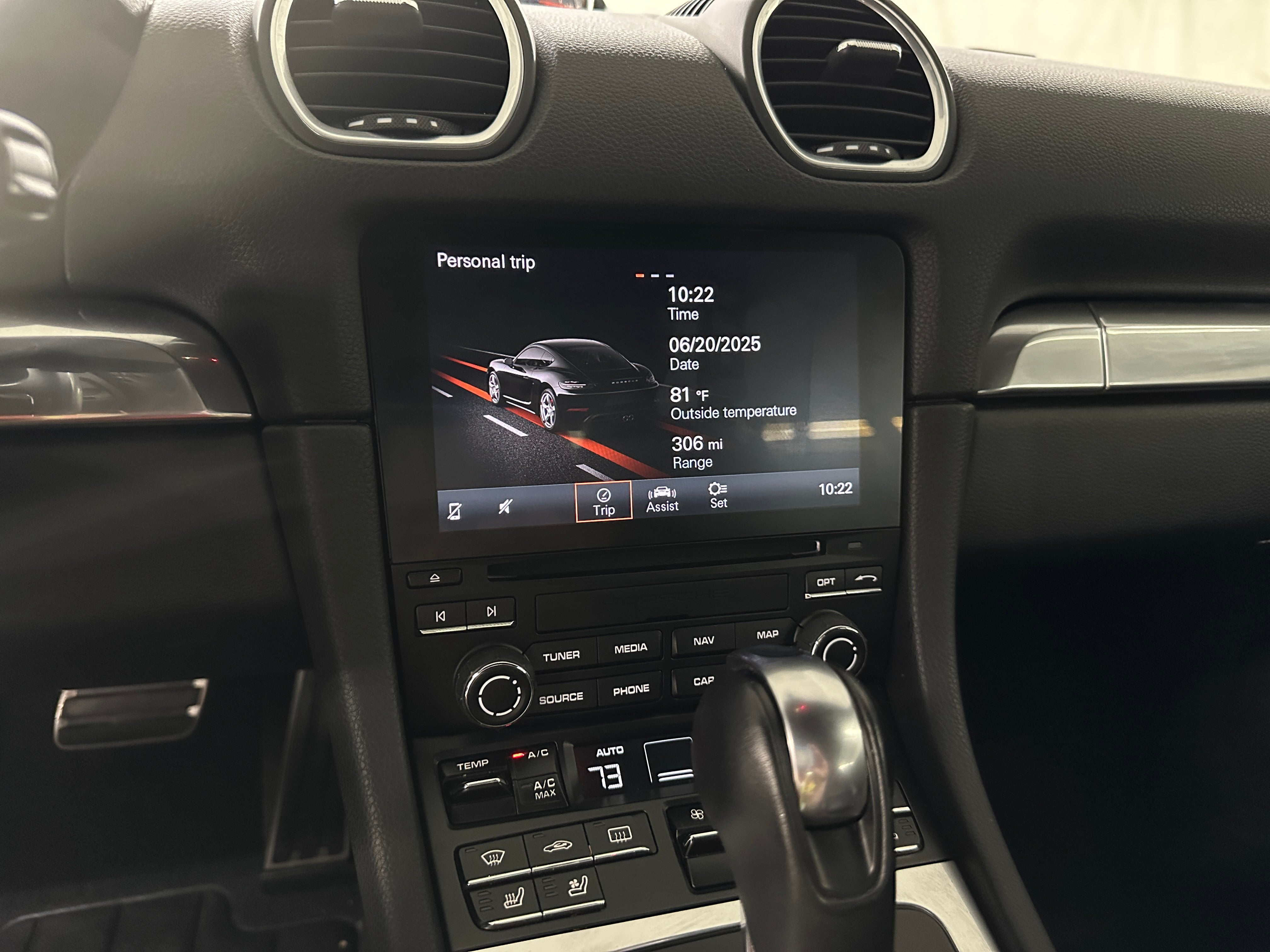 Thumbnail: 2019 Porsche 718 Cayman - 2