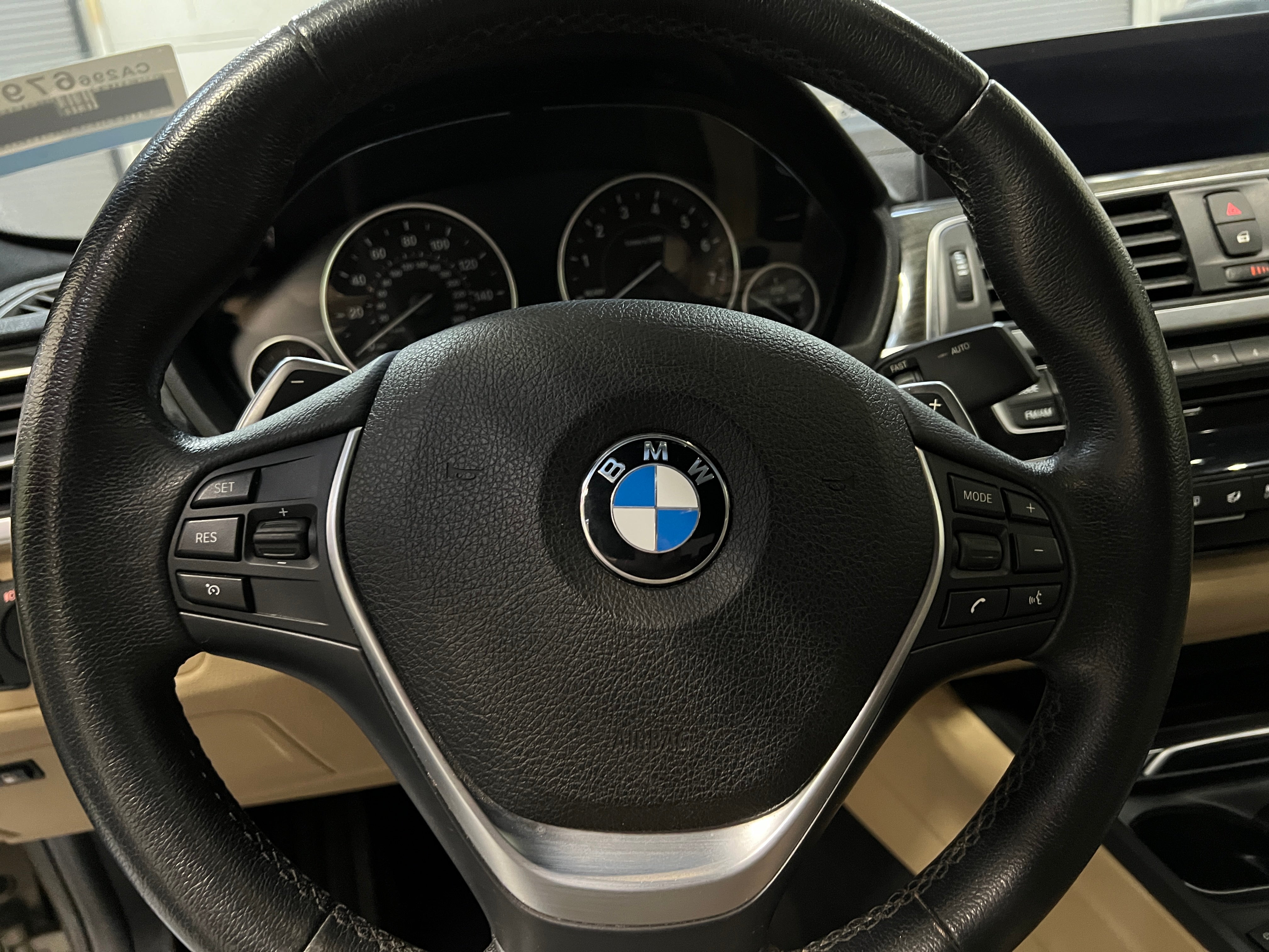 Thumbnail: 2018 BMW 3 Series - 4