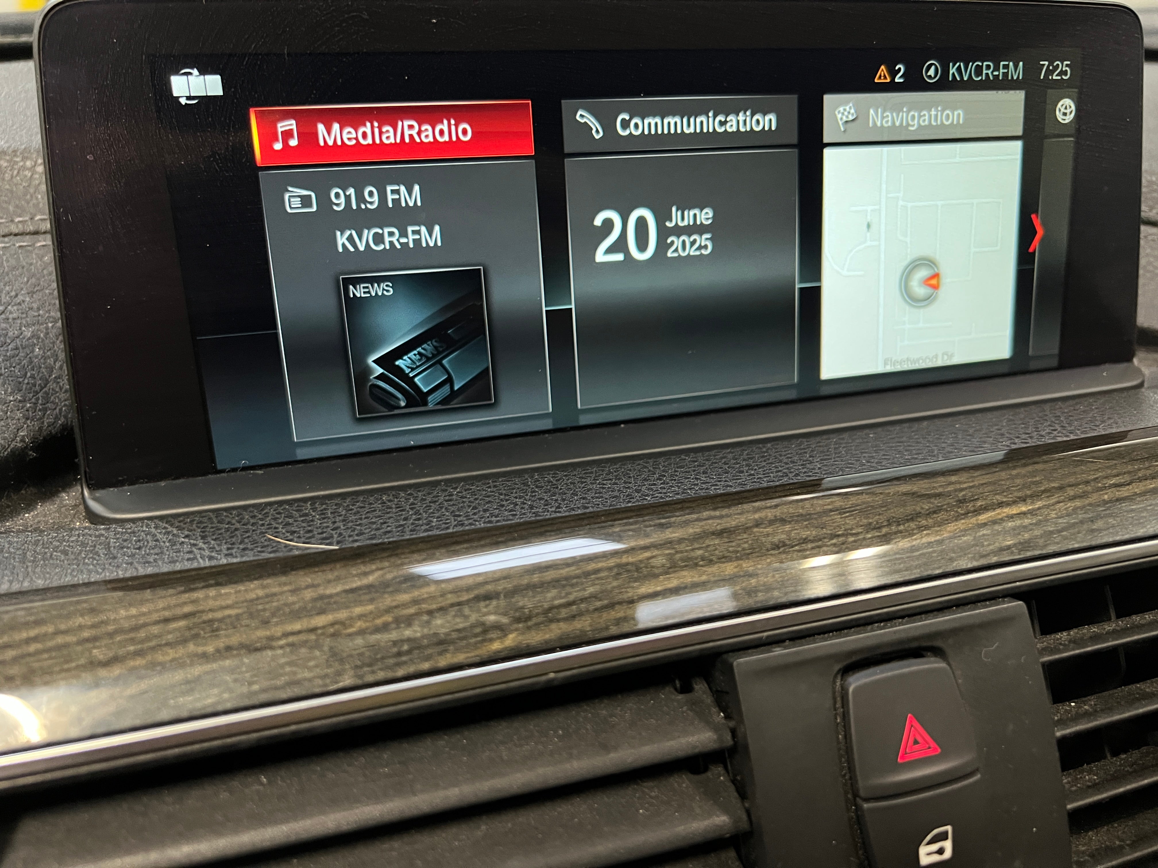 Thumbnail: 2018 BMW 3 Series - 3