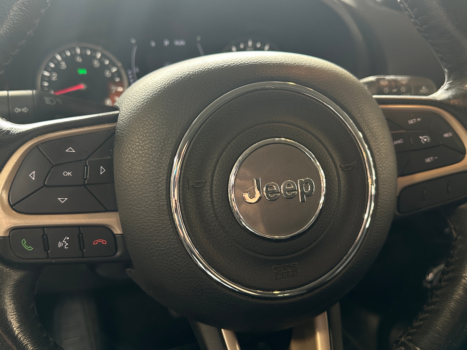 Thumbnail: 2017 Jeep Renegade - 5