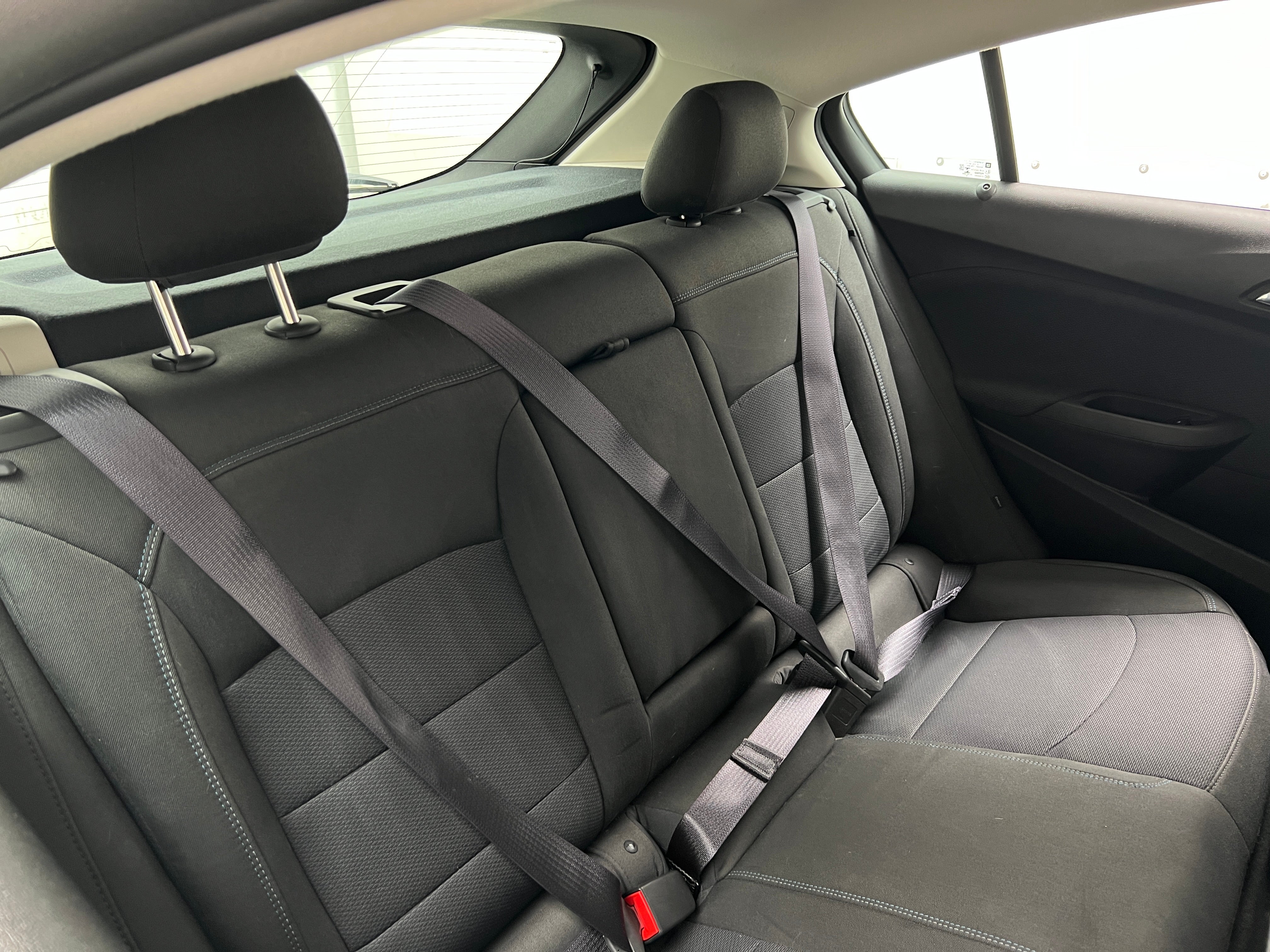 Thumbnail: 2017 Chevrolet Cruze - 6