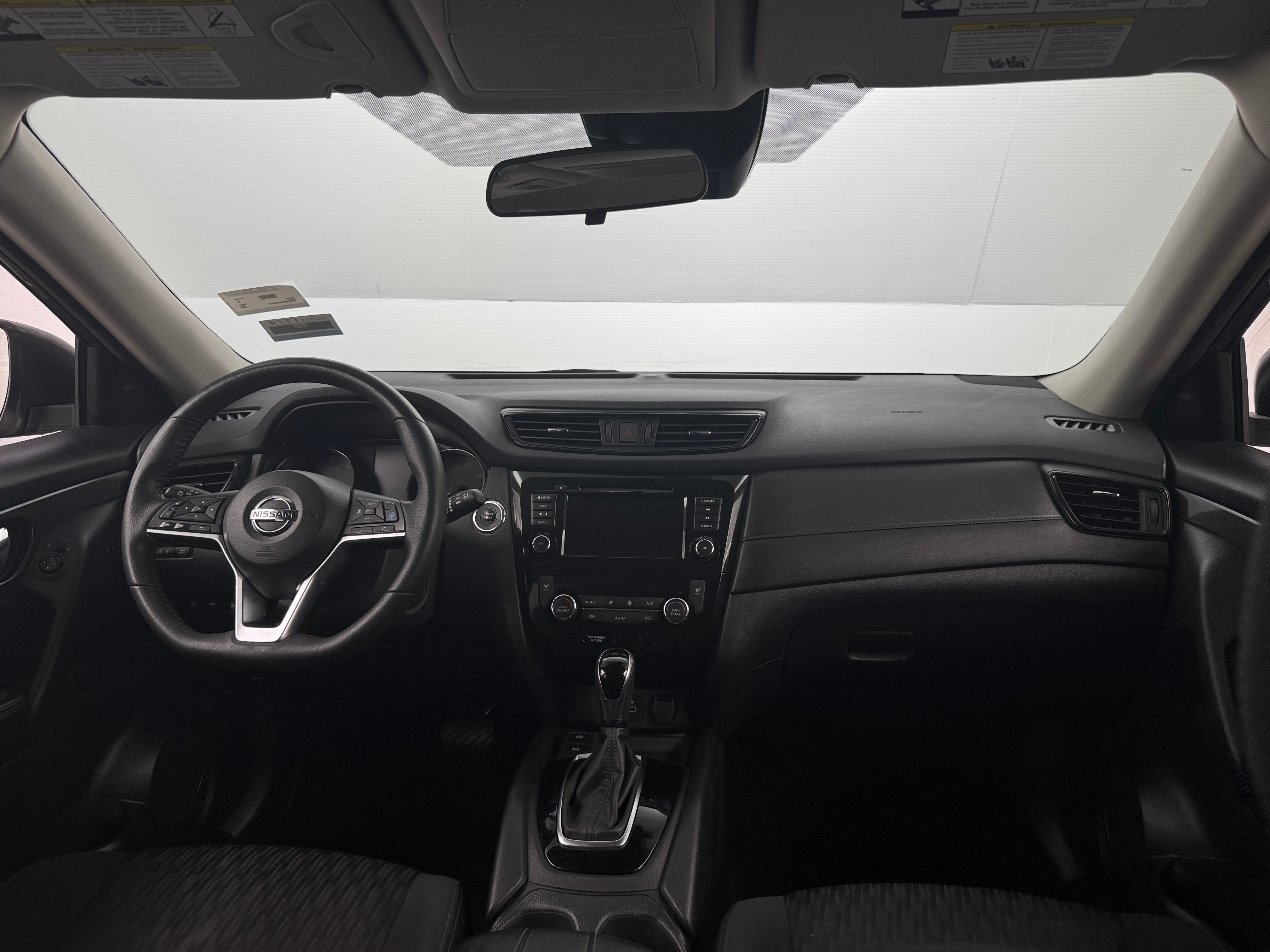 Thumbnail: 2019 Nissan Rogue - 3