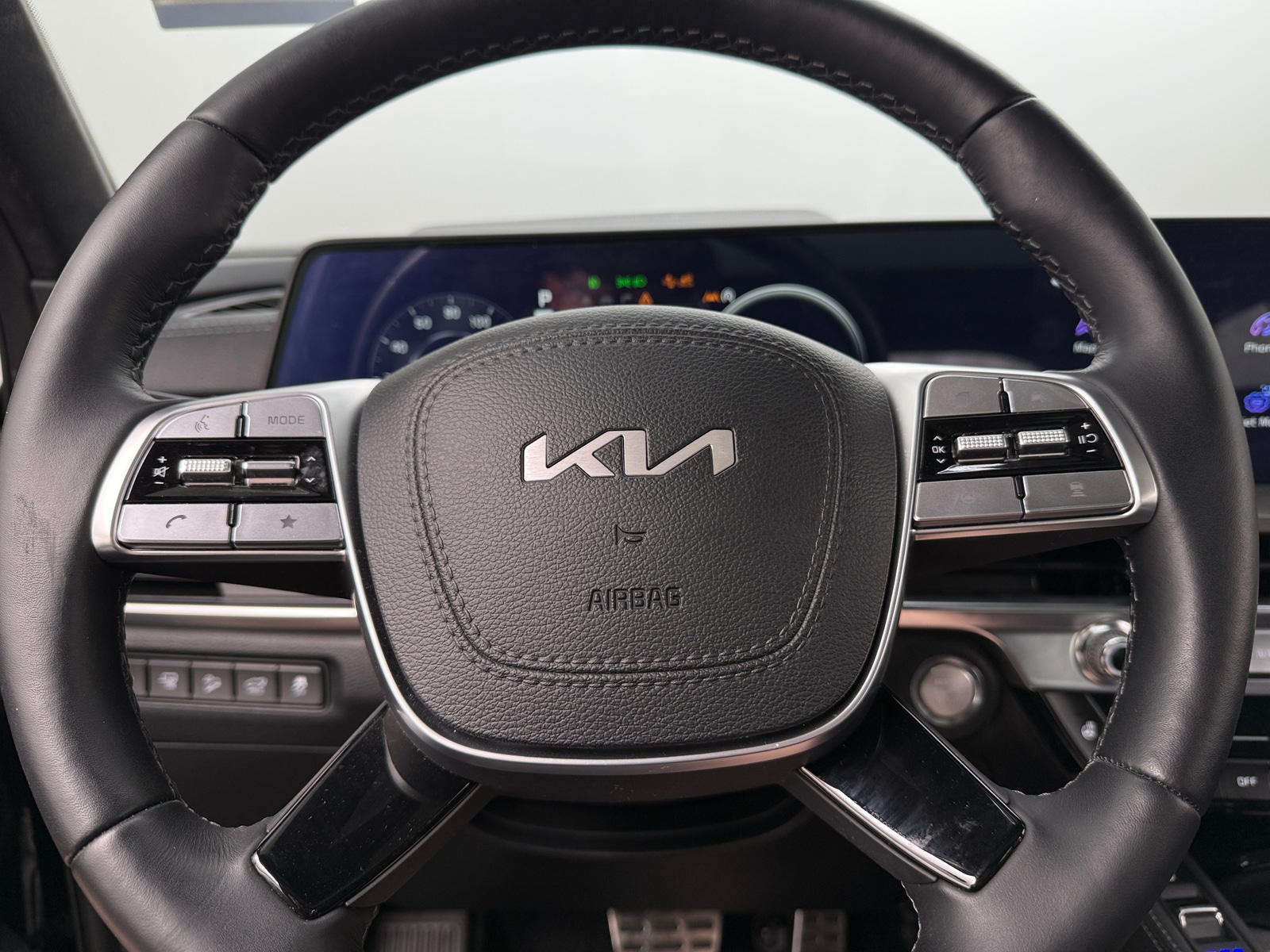 Thumbnail: 2024 Kia Telluride - 4