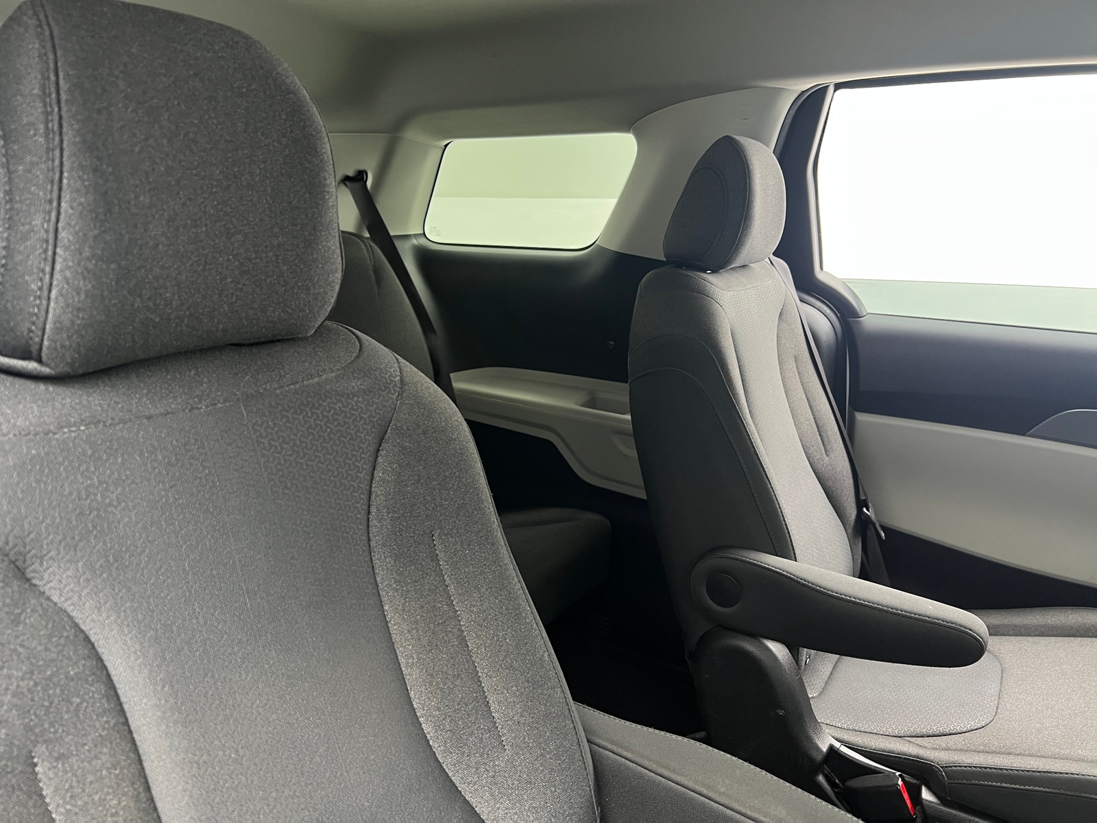 Thumbnail: 2022 Kia Carnival - 6