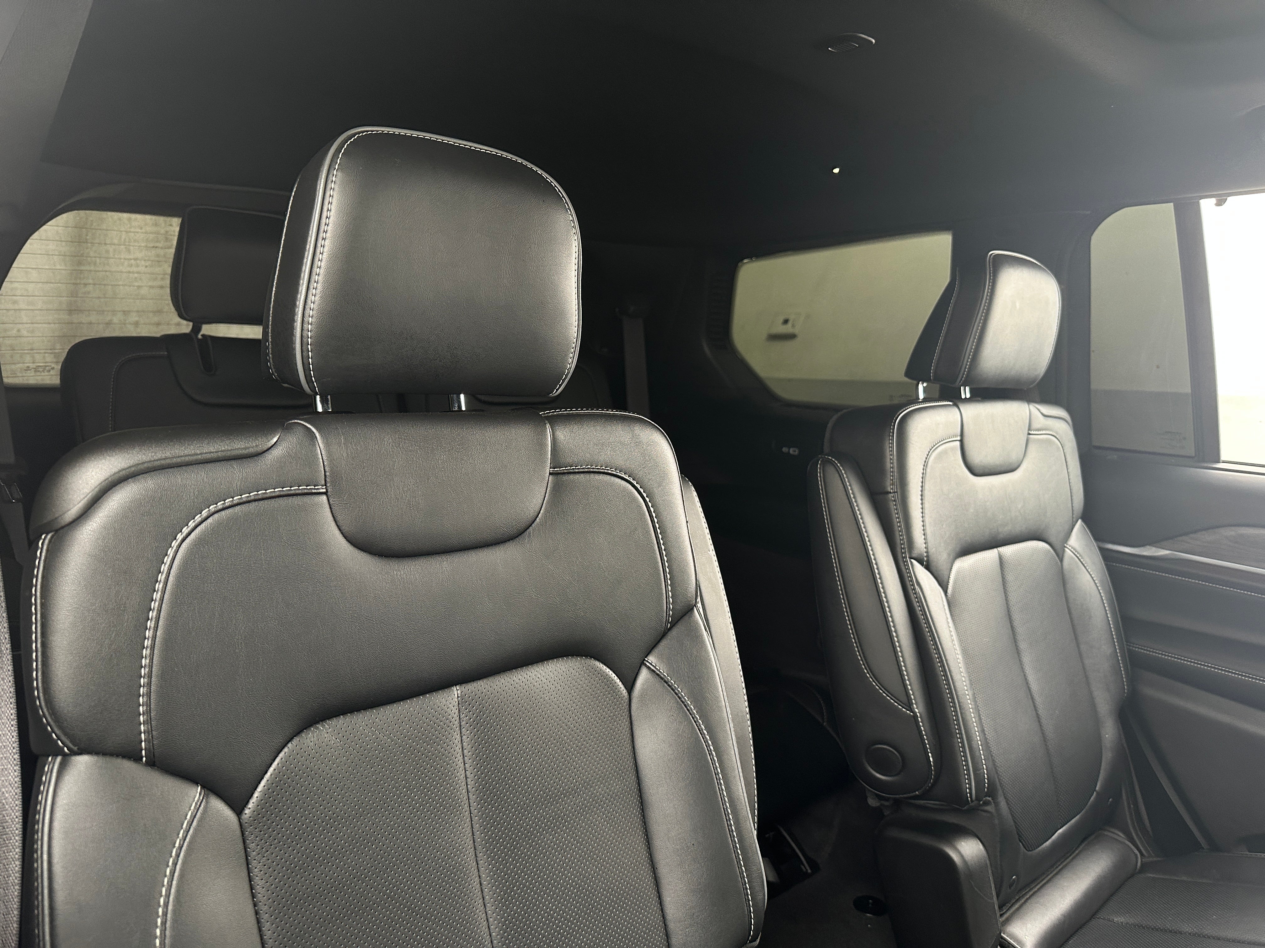 Thumbnail: 2022 Jeep Grand Cherokee L - 5