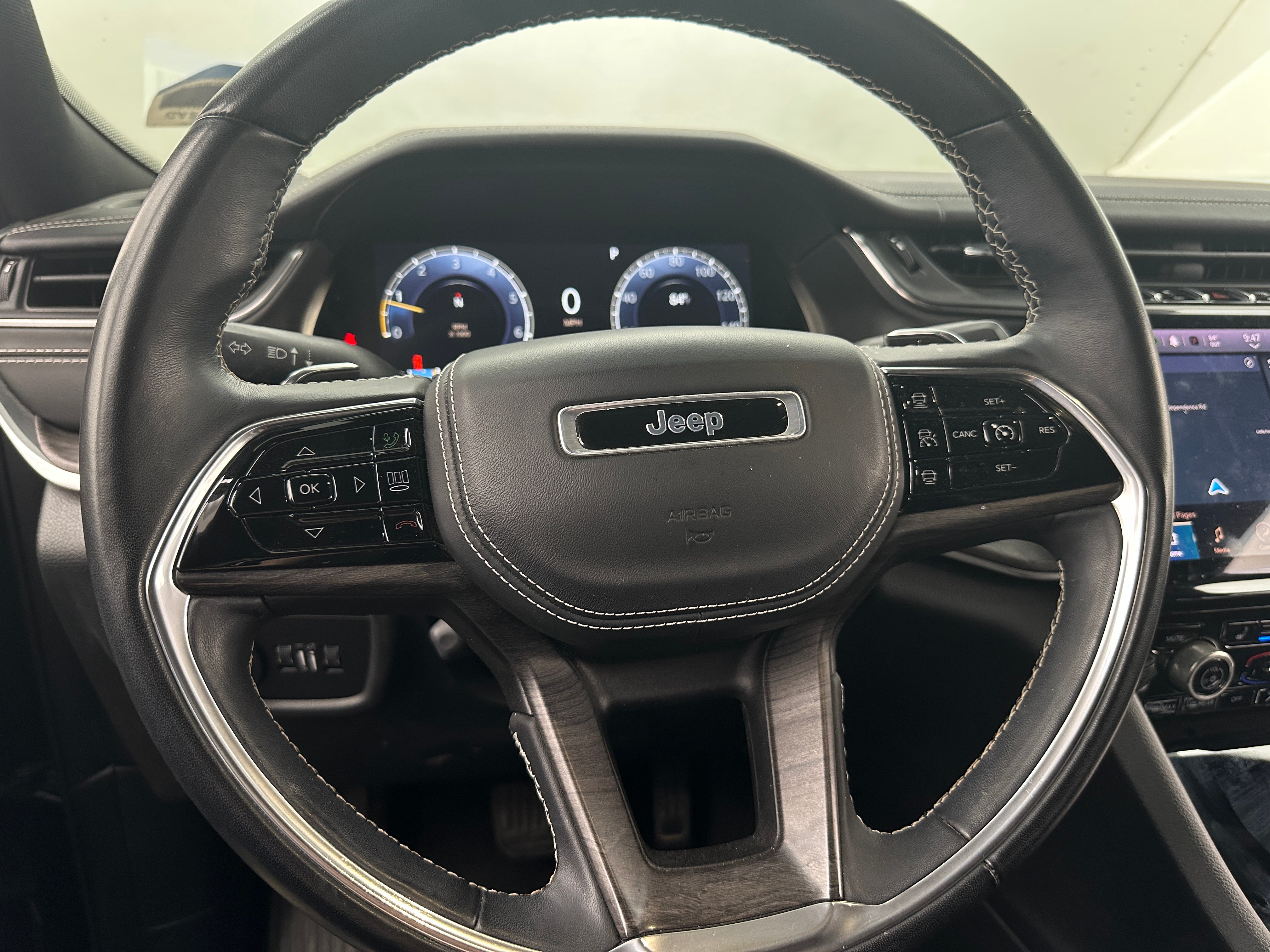 Thumbnail: 2022 Jeep Grand Cherokee L - 4
