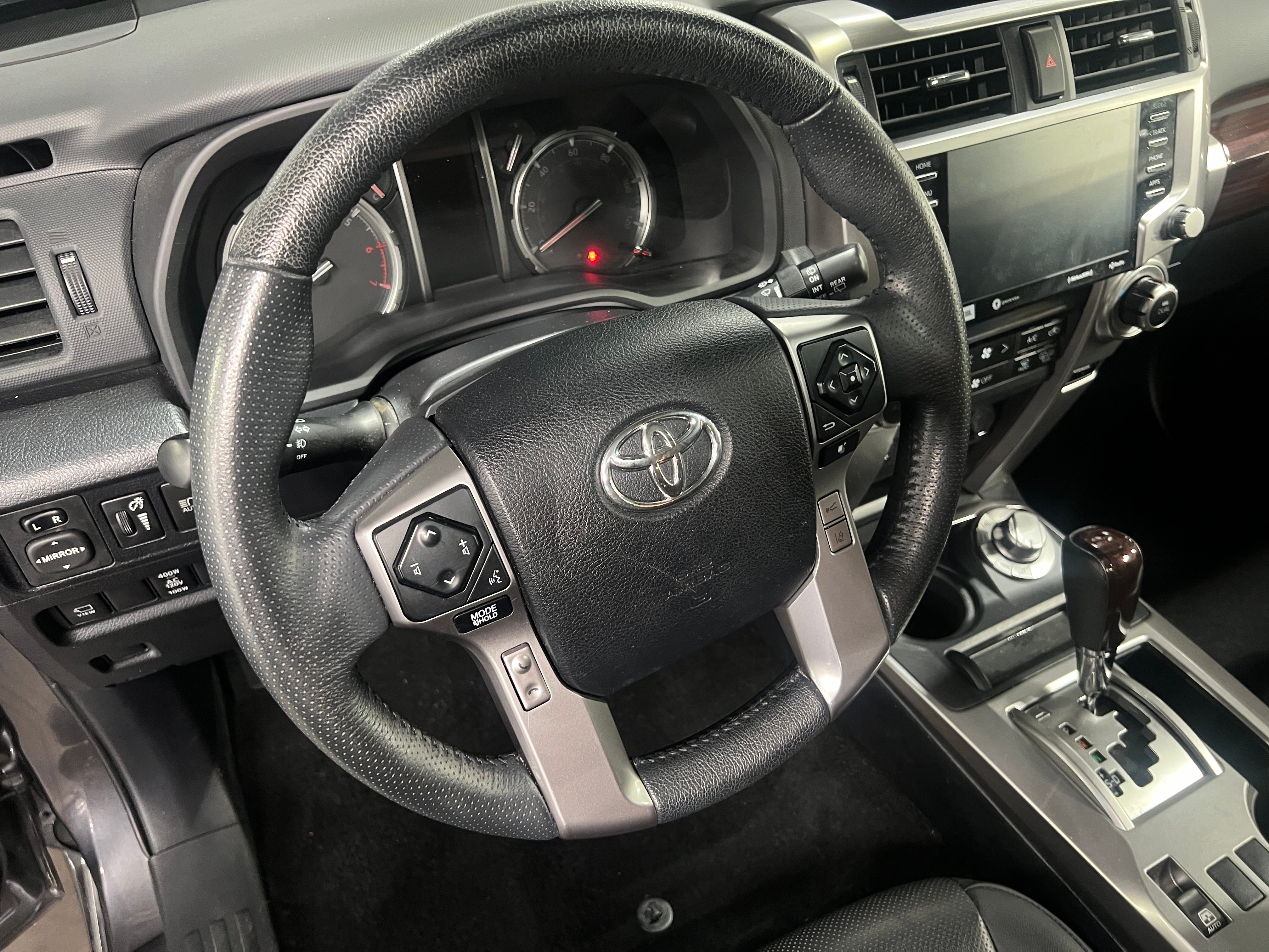 Thumbnail: 2022 Toyota 4Runner - 4