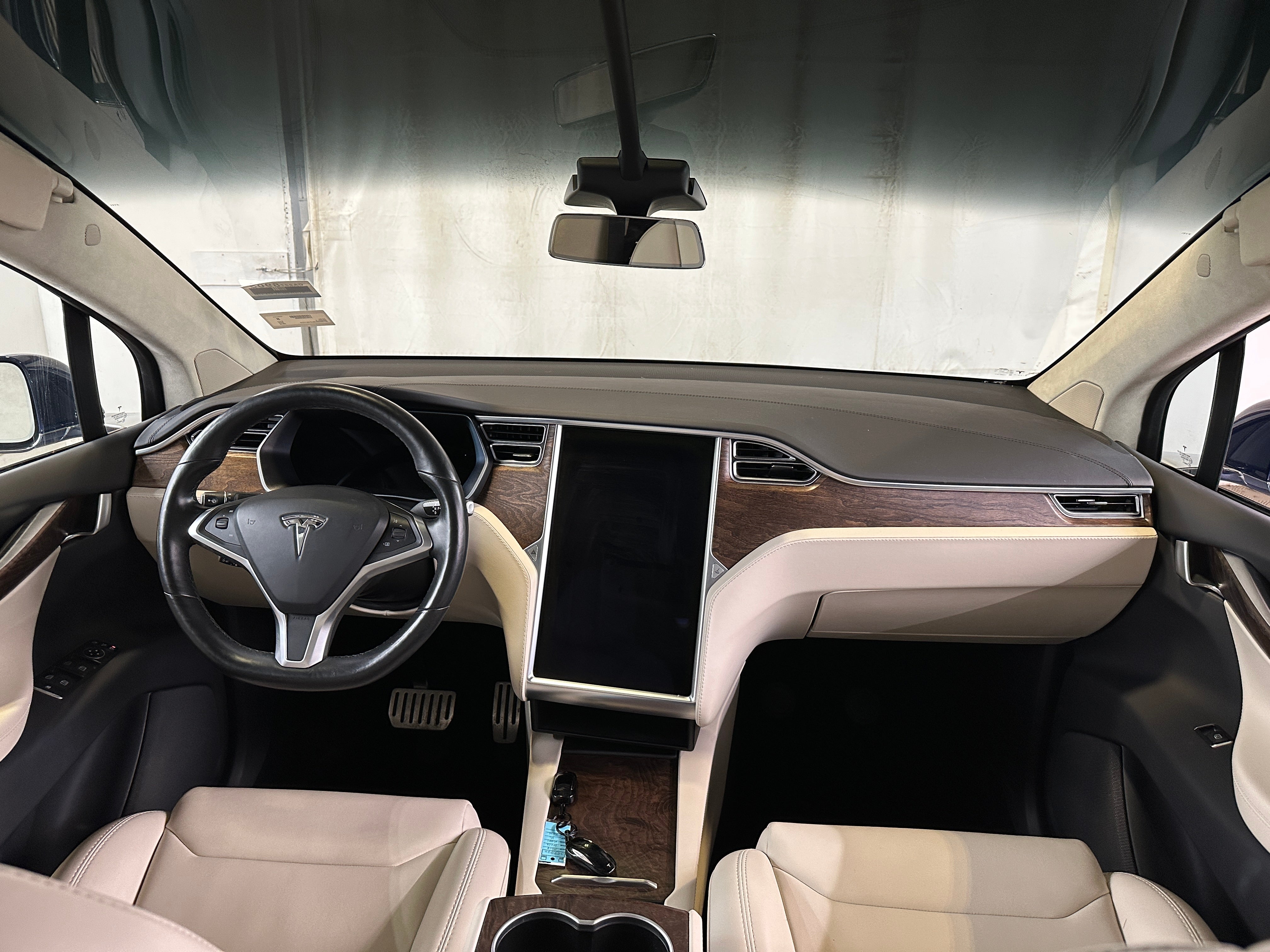 Thumbnail: 2018 Tesla Model X - 2