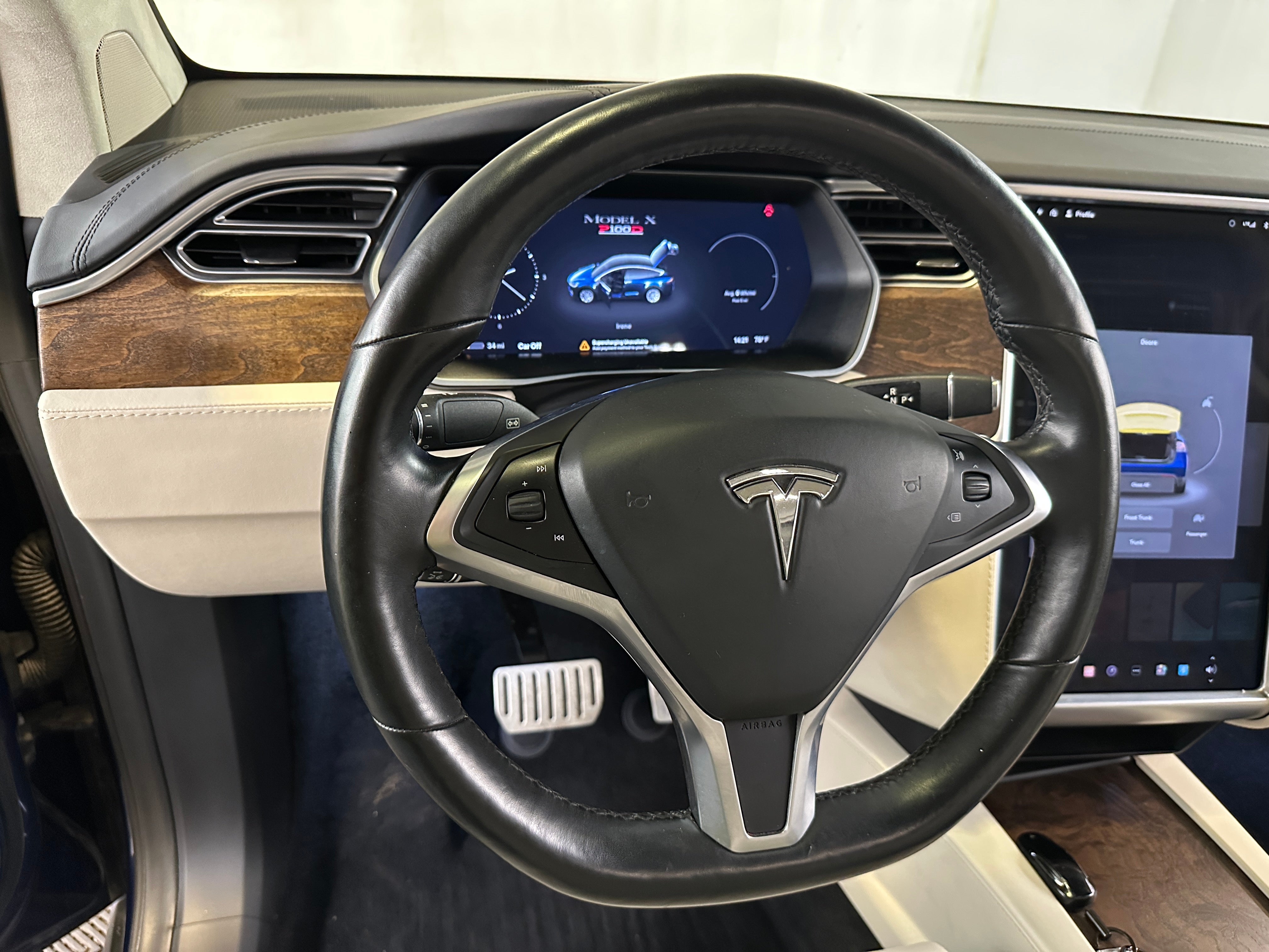 Thumbnail: 2018 Tesla Model X - 4