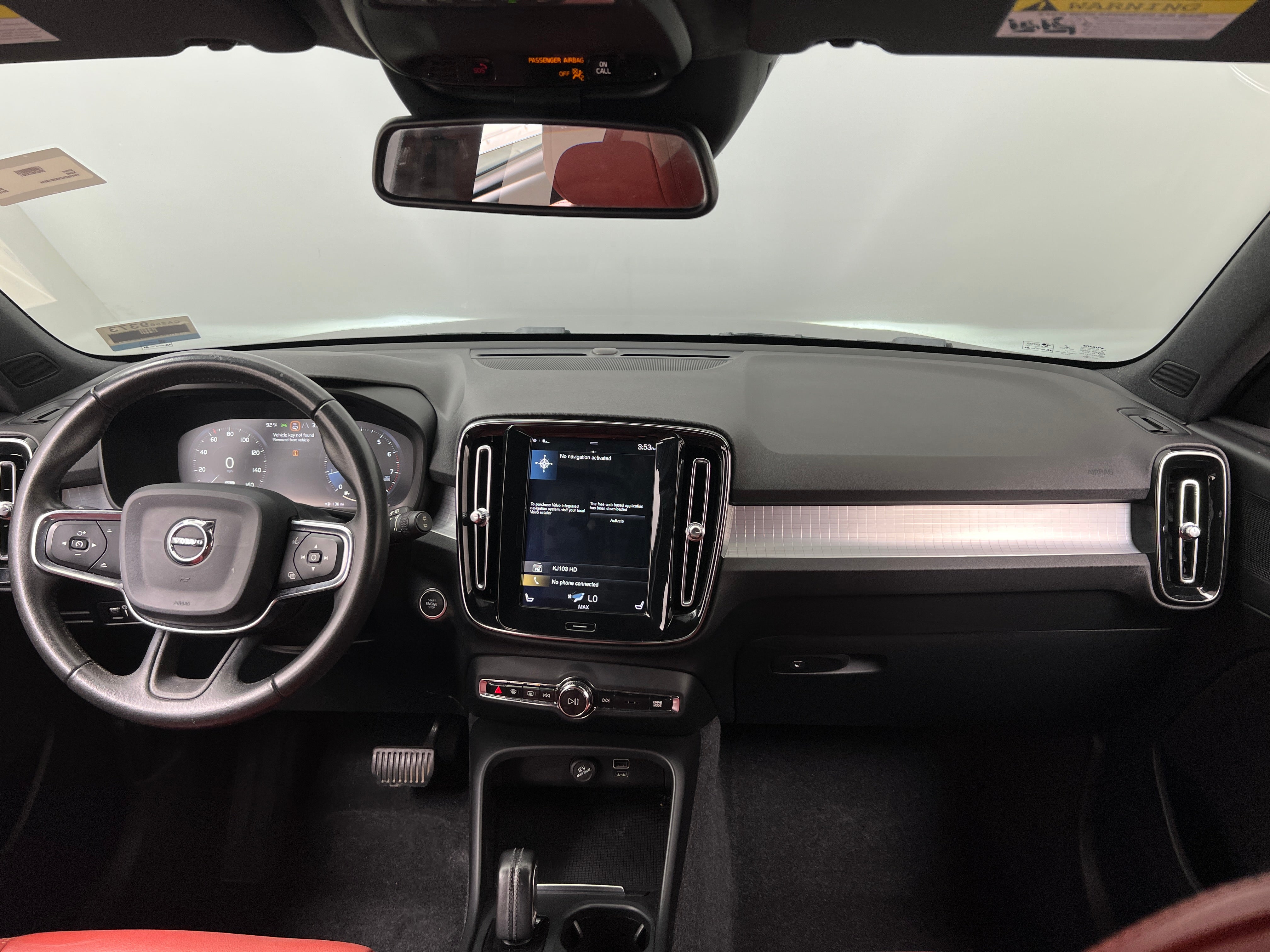 Thumbnail: 2019 Volvo XC40 - 2
