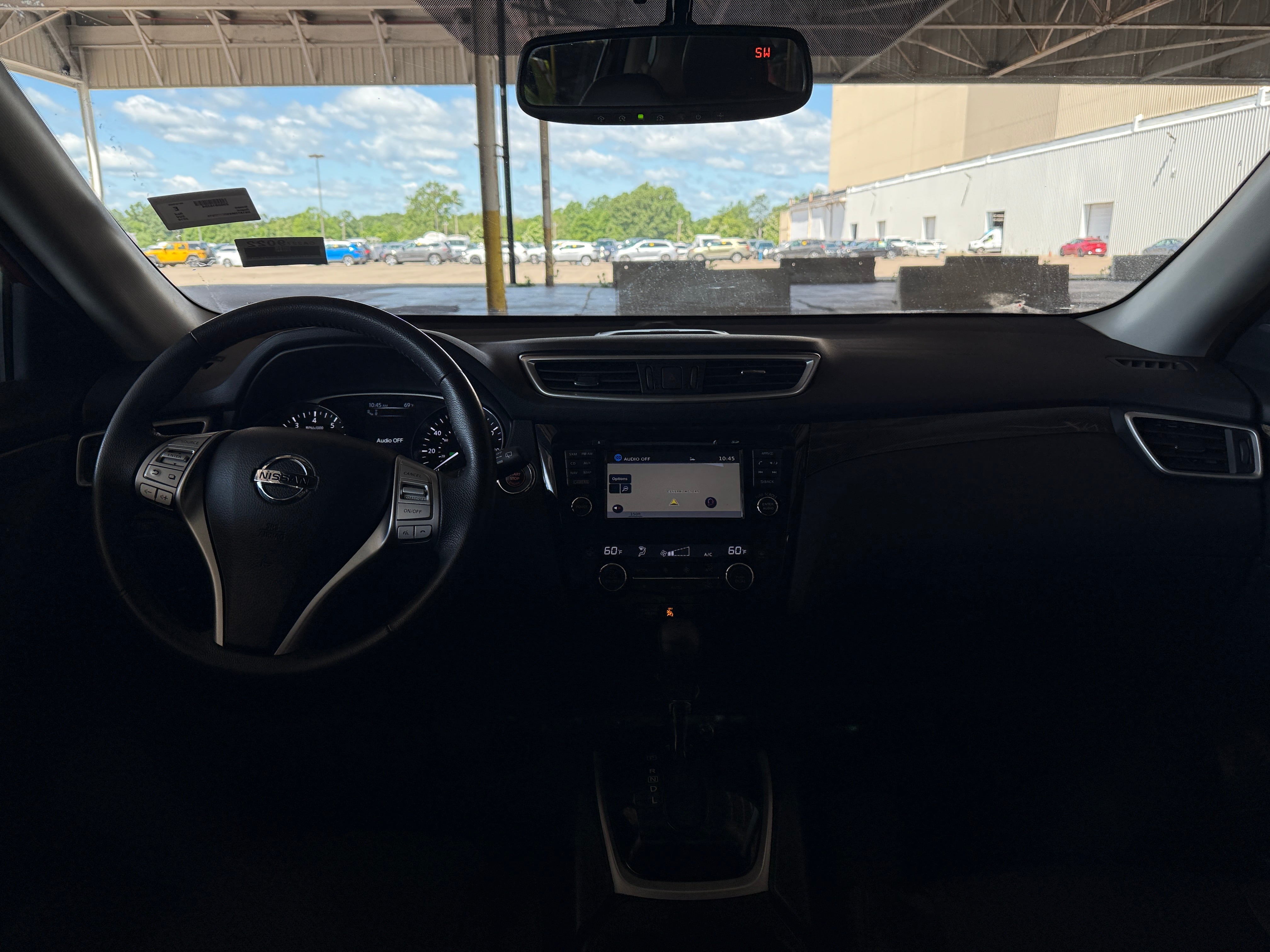 Thumbnail: 2016 Nissan Rogue - 2