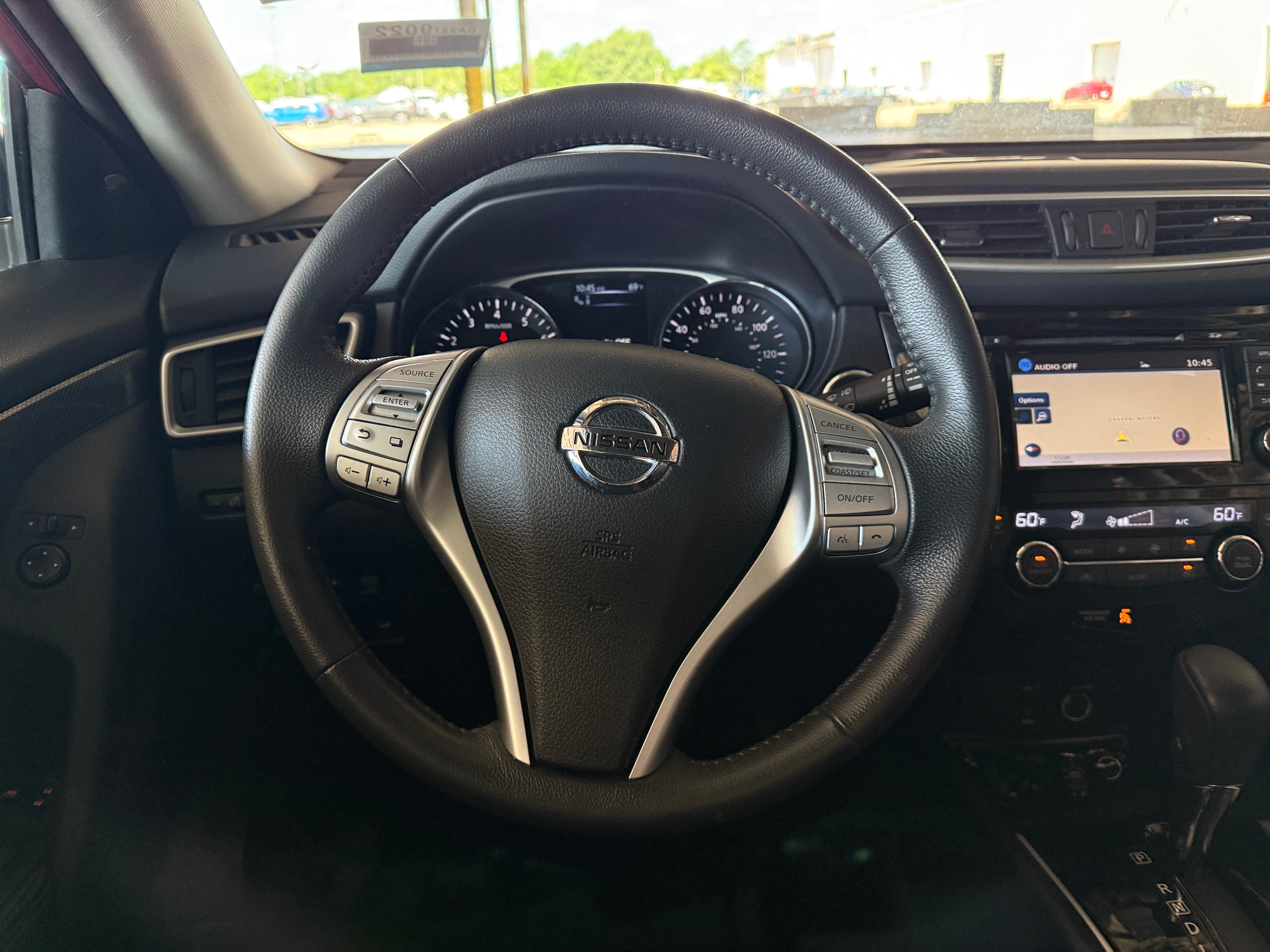 Thumbnail: 2016 Nissan Rogue - 4