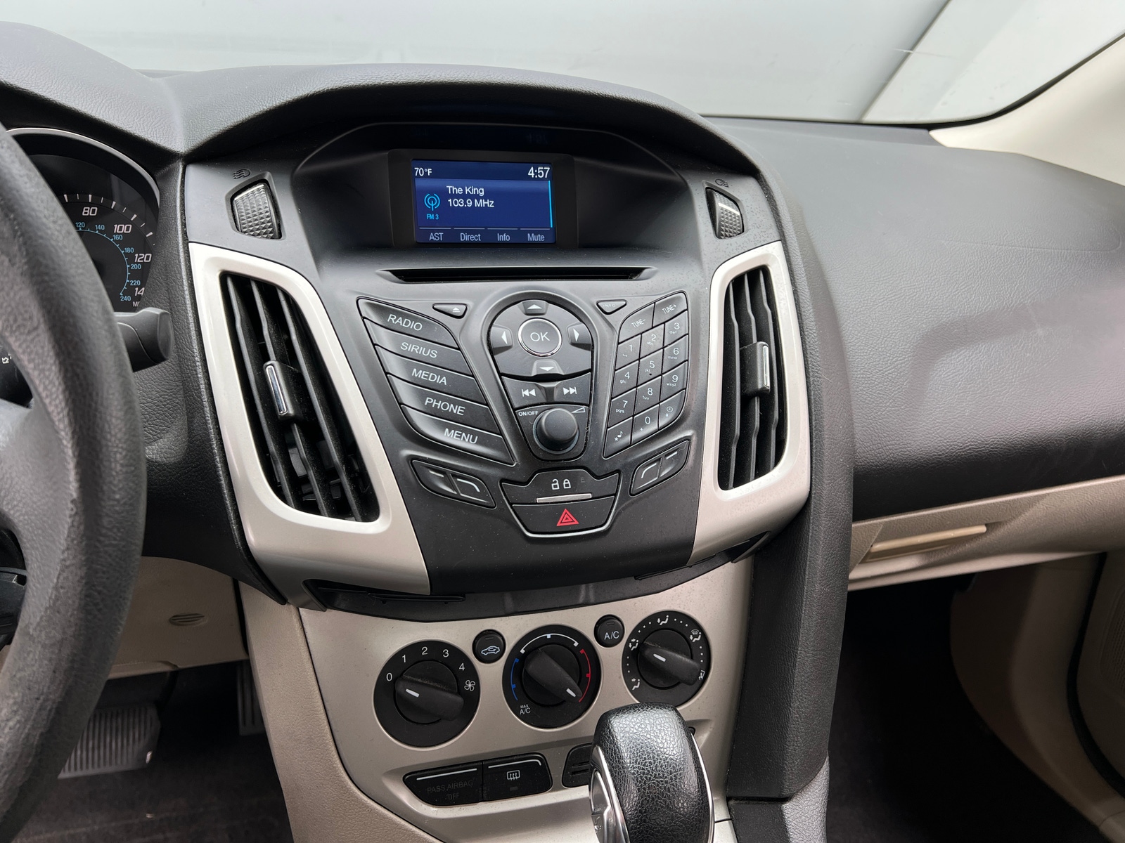 Thumbnail: 2014 Ford Focus - 4
